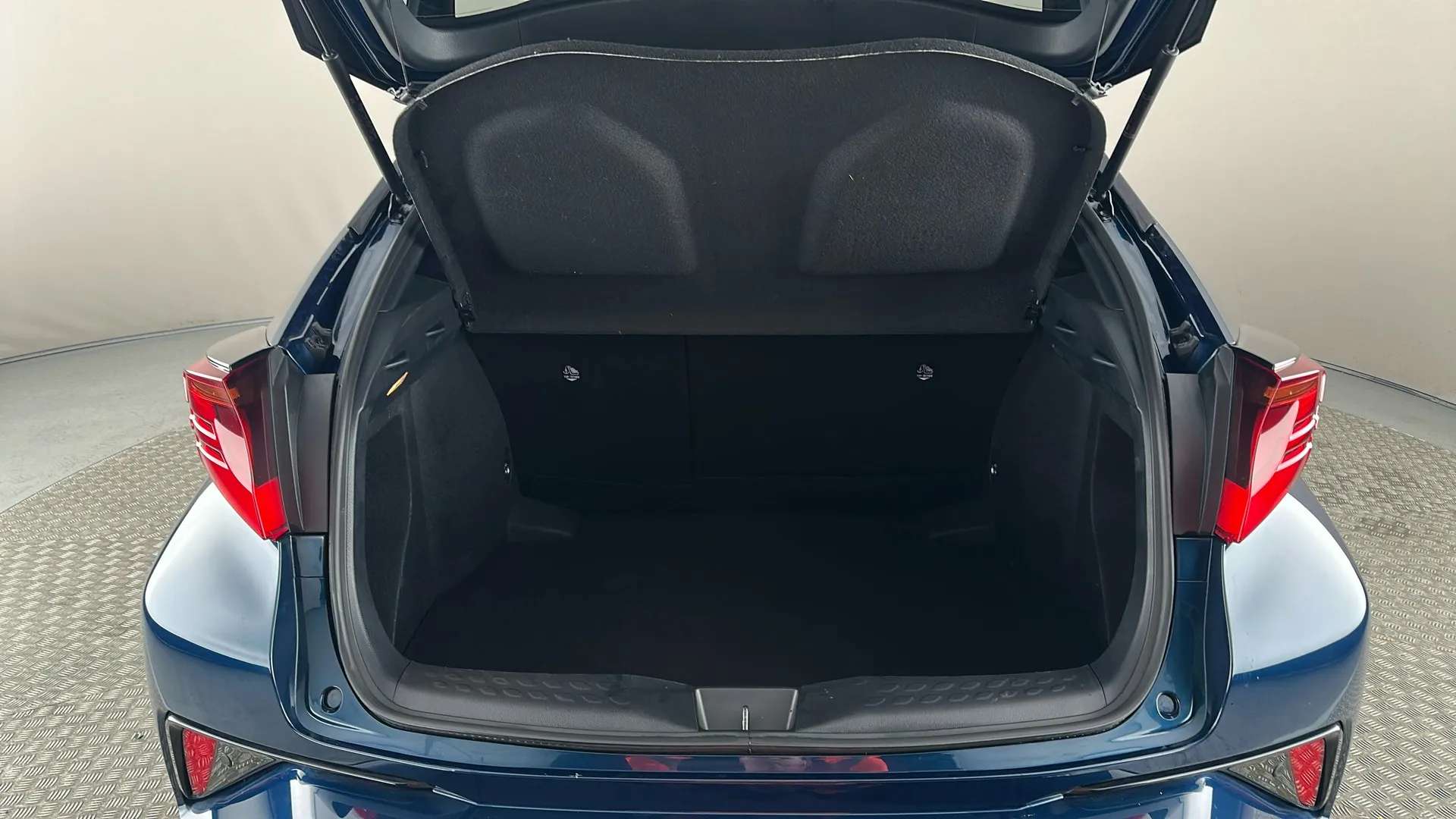 2023 TOYOTA C-HR 2023 TOYOTA C-HR