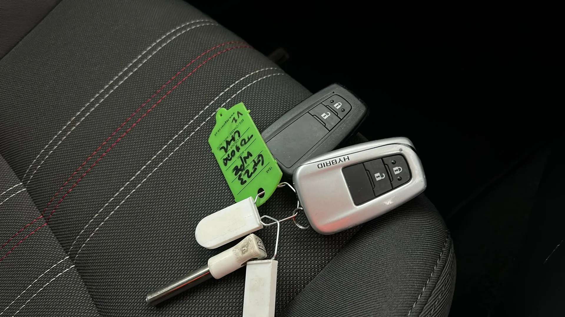 2023 TOYOTA C-HR 2023 TOYOTA C-HR