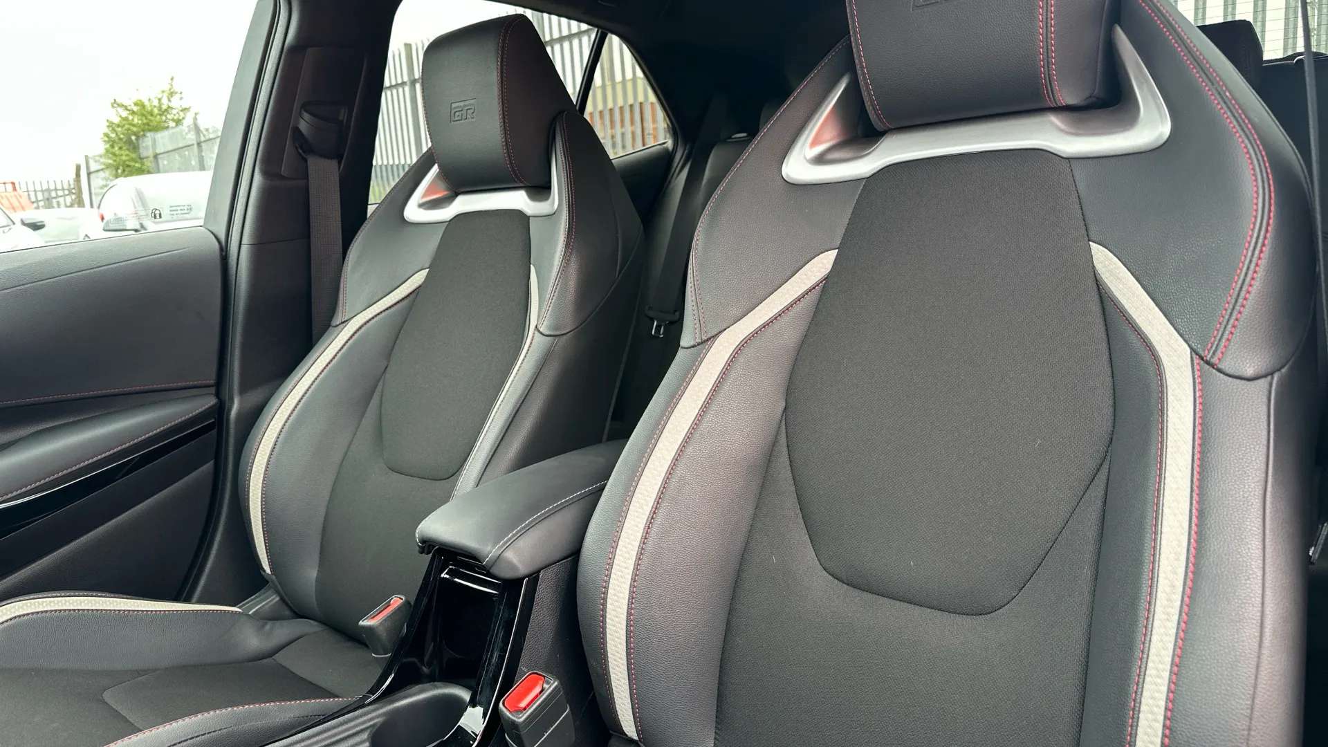 2023 TOYOTA COROLLA 2023 TOYOTA COROLLA