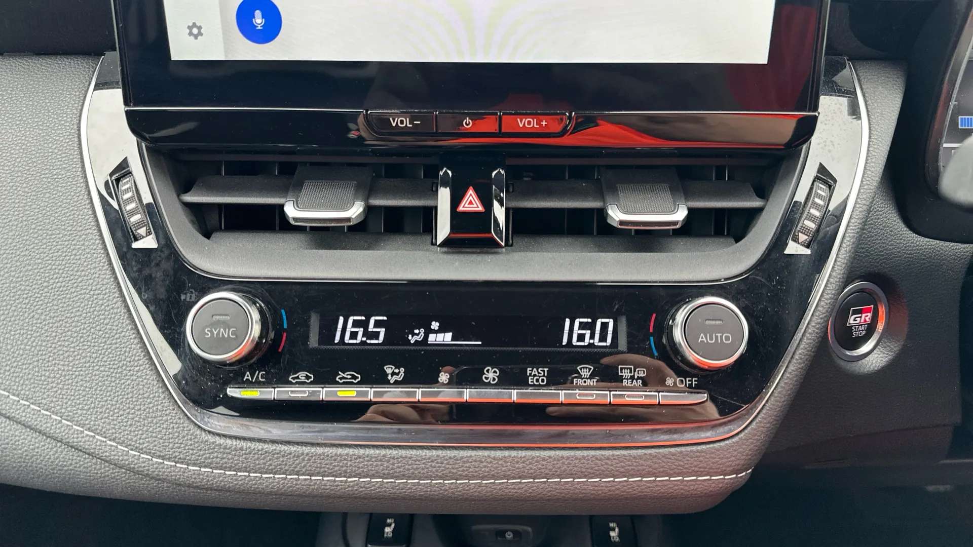 2023 TOYOTA COROLLA 2023 TOYOTA COROLLA