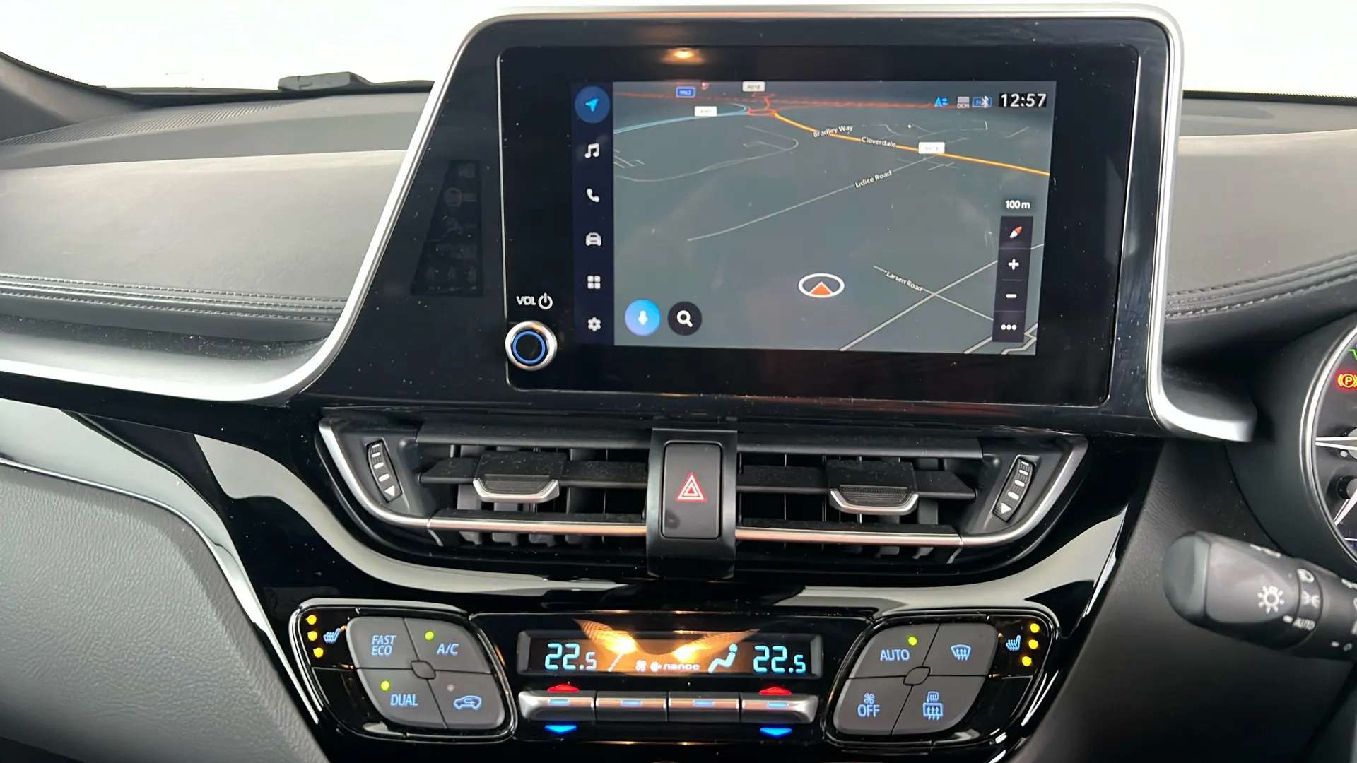 2022 TOYOTA C-HR 2022 TOYOTA C-HR