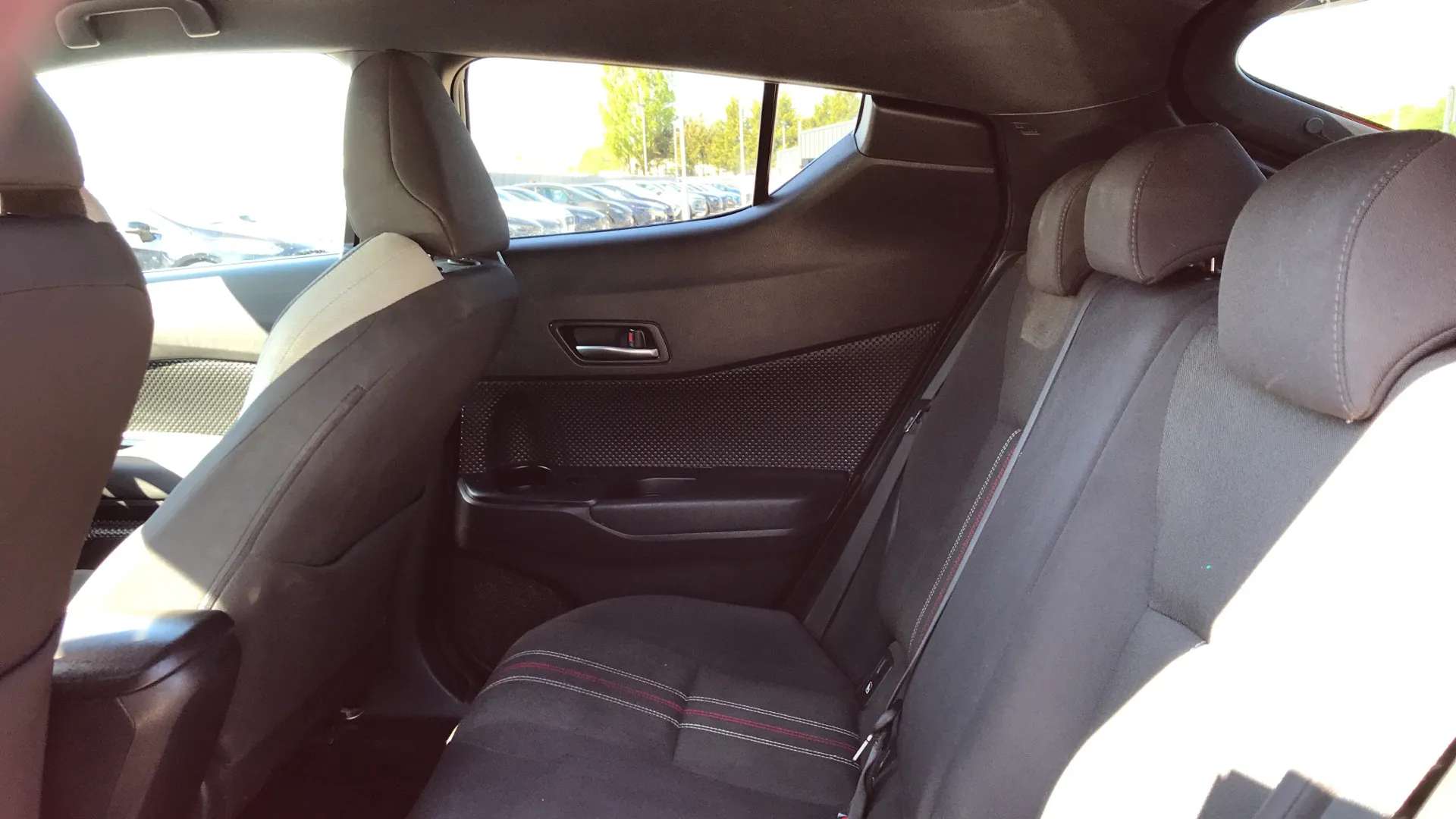 2023 TOYOTA C-HR 2023 TOYOTA C-HR