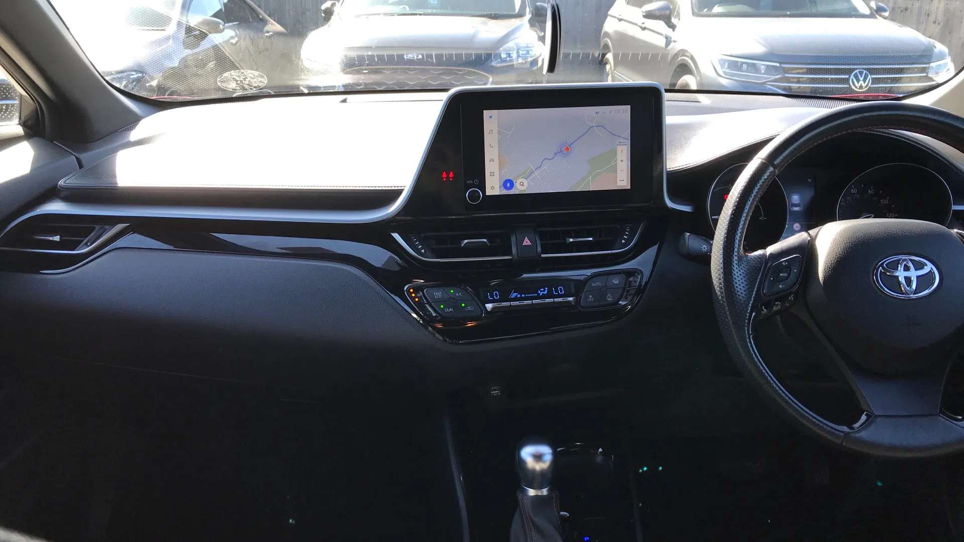 2023 TOYOTA C-HR 2023 TOYOTA C-HR