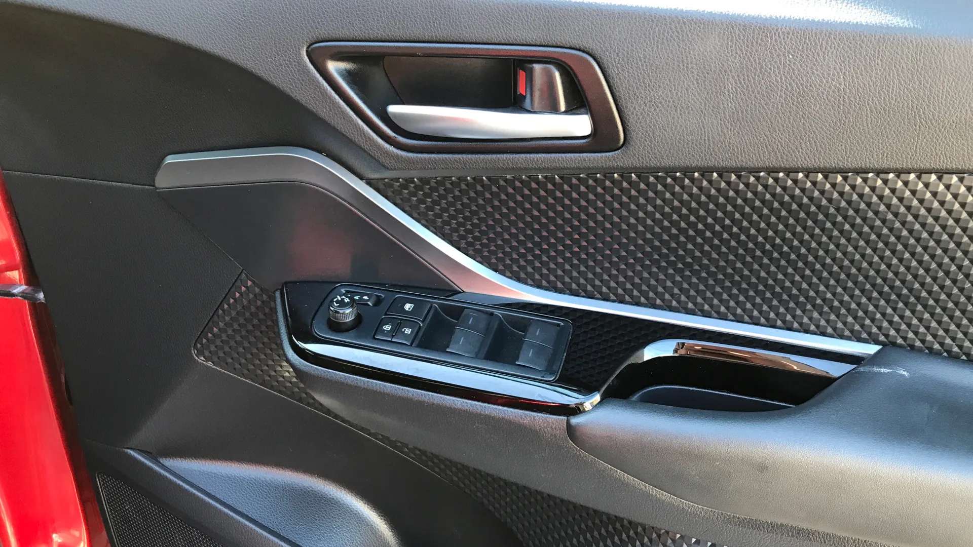 2023 TOYOTA C-HR 2023 TOYOTA C-HR