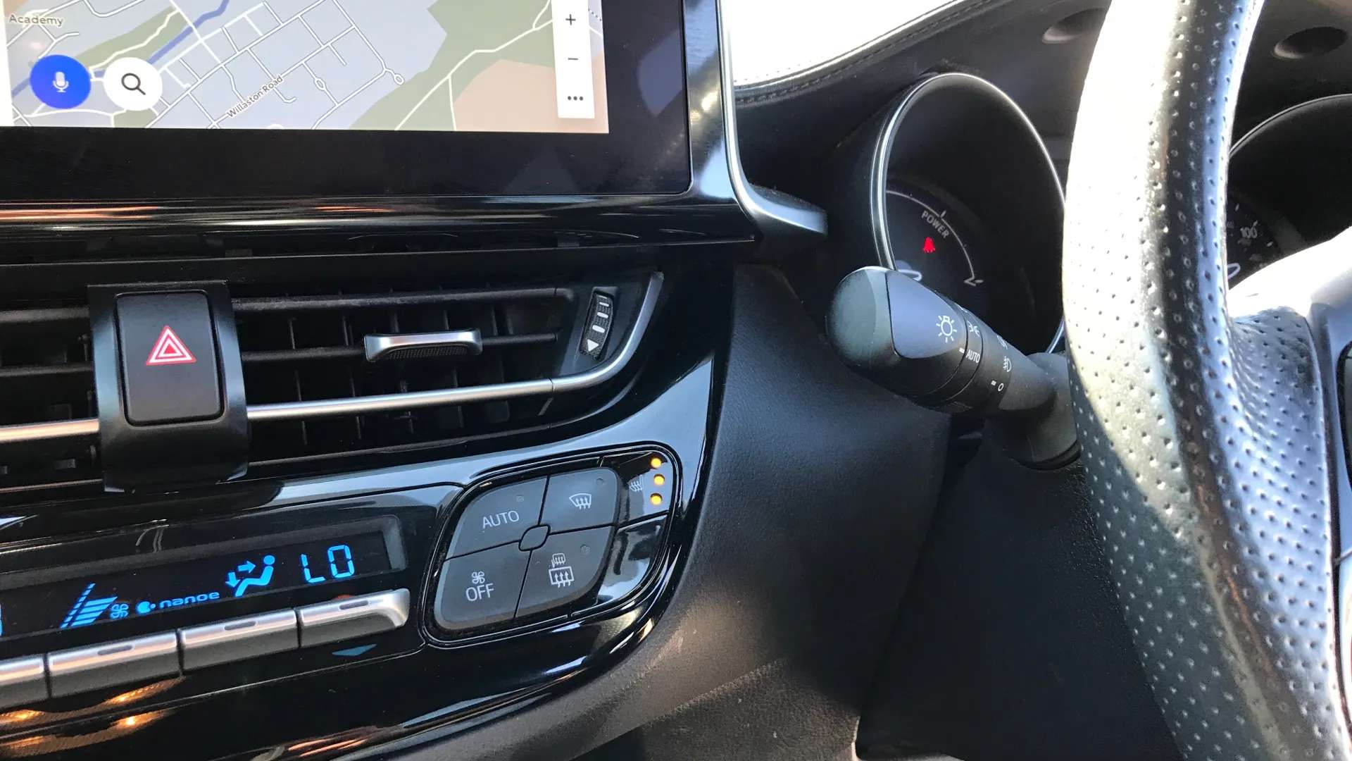 2023 TOYOTA C-HR 2023 TOYOTA C-HR