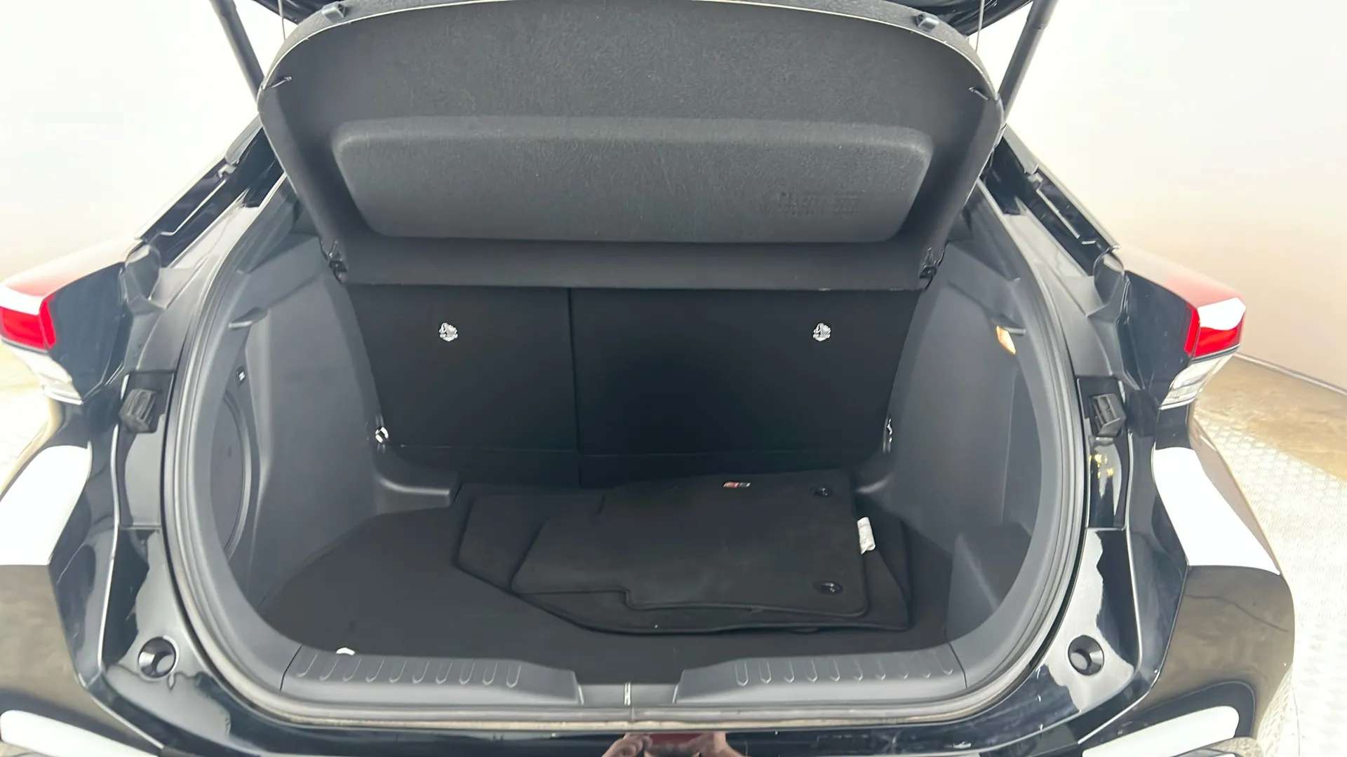 2025 TOYOTA C-HR 2025 TOYOTA C-HR