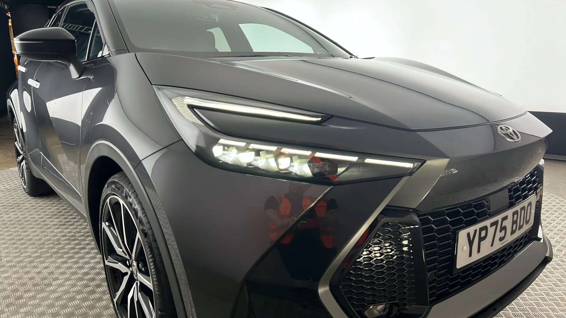 2025 TOYOTA C-HR 2025 TOYOTA C-HR