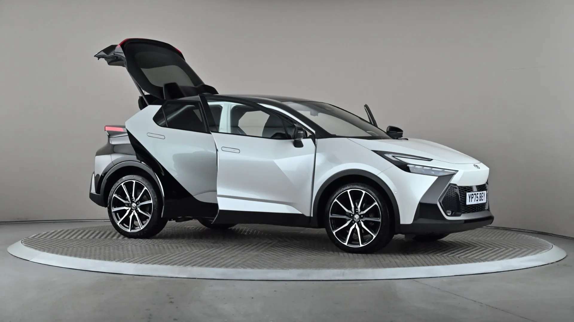 2025 TOYOTA C-HR 2025 TOYOTA C-HR