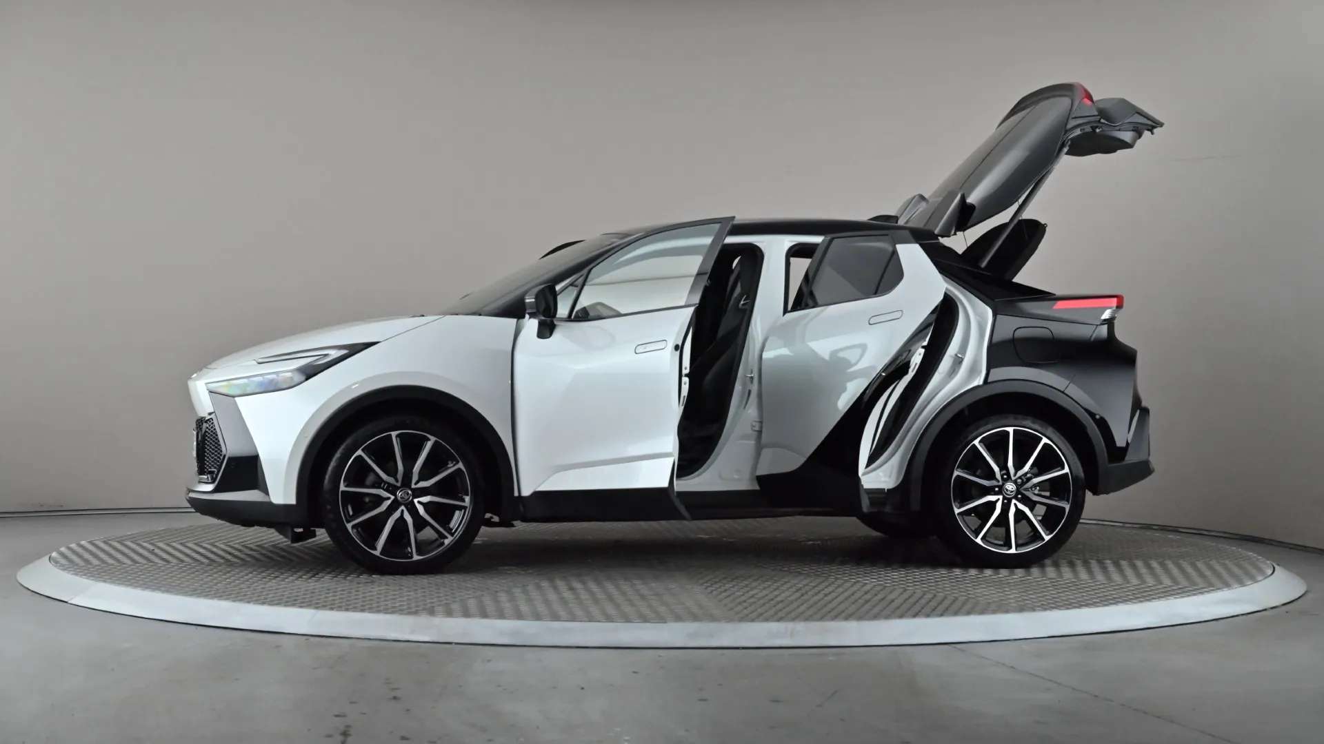 2025 TOYOTA C-HR 2025 TOYOTA C-HR