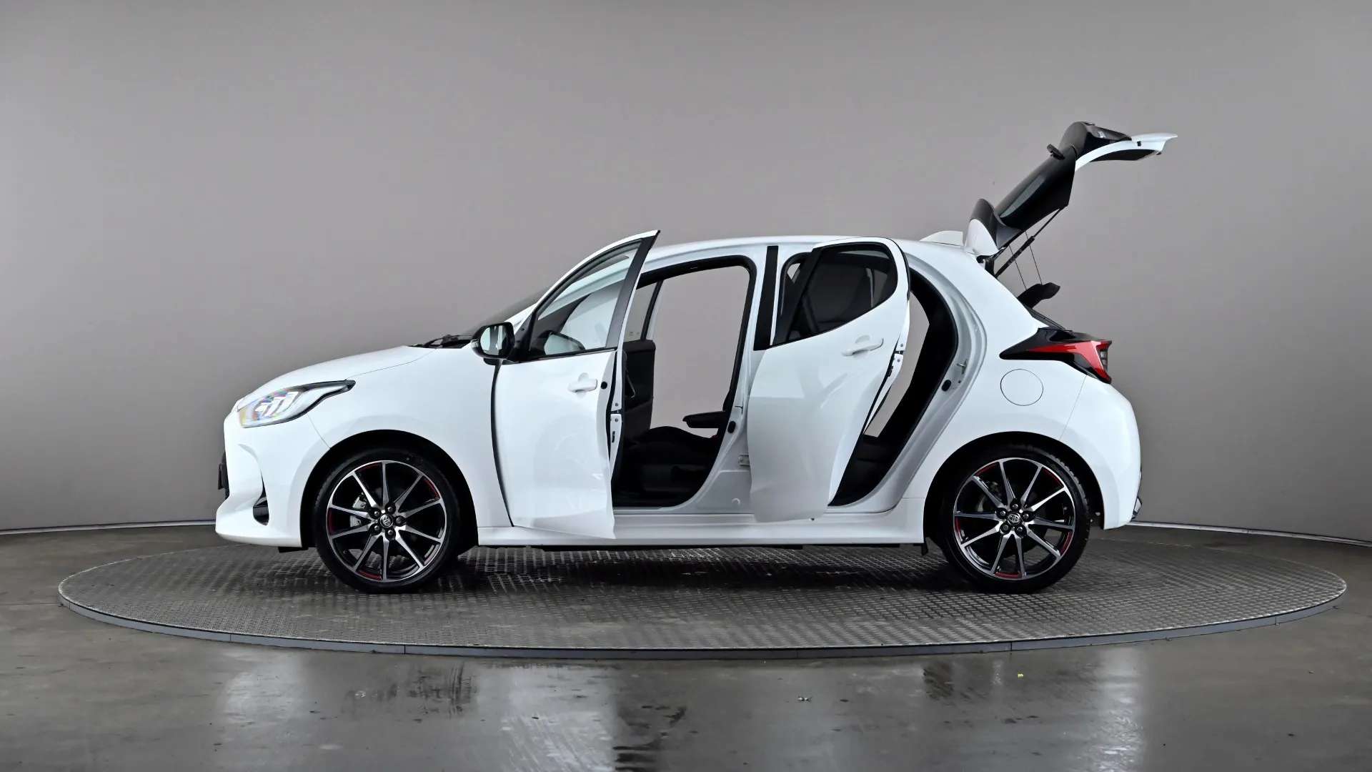 2023 TOYOTA YARIS 2023 TOYOTA YARIS