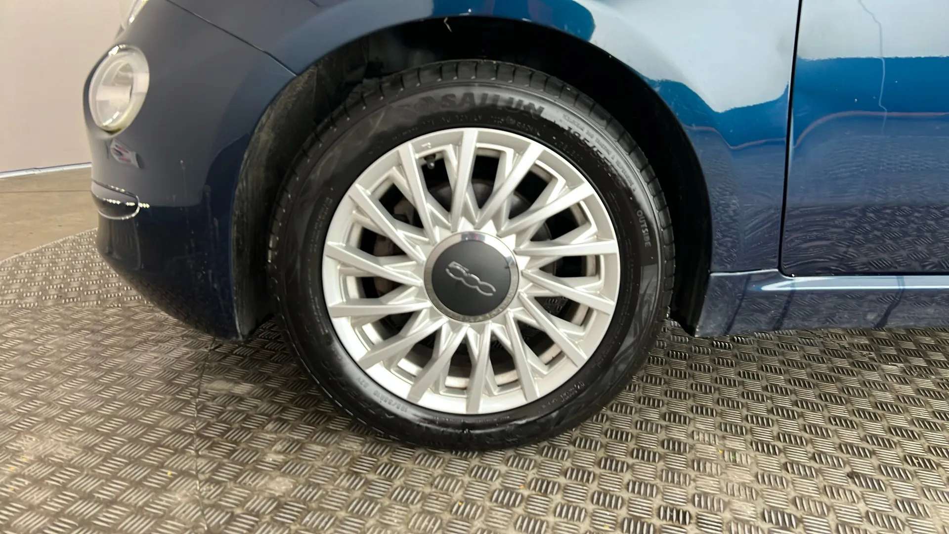 2021 FIAT 500 2021 FIAT 500