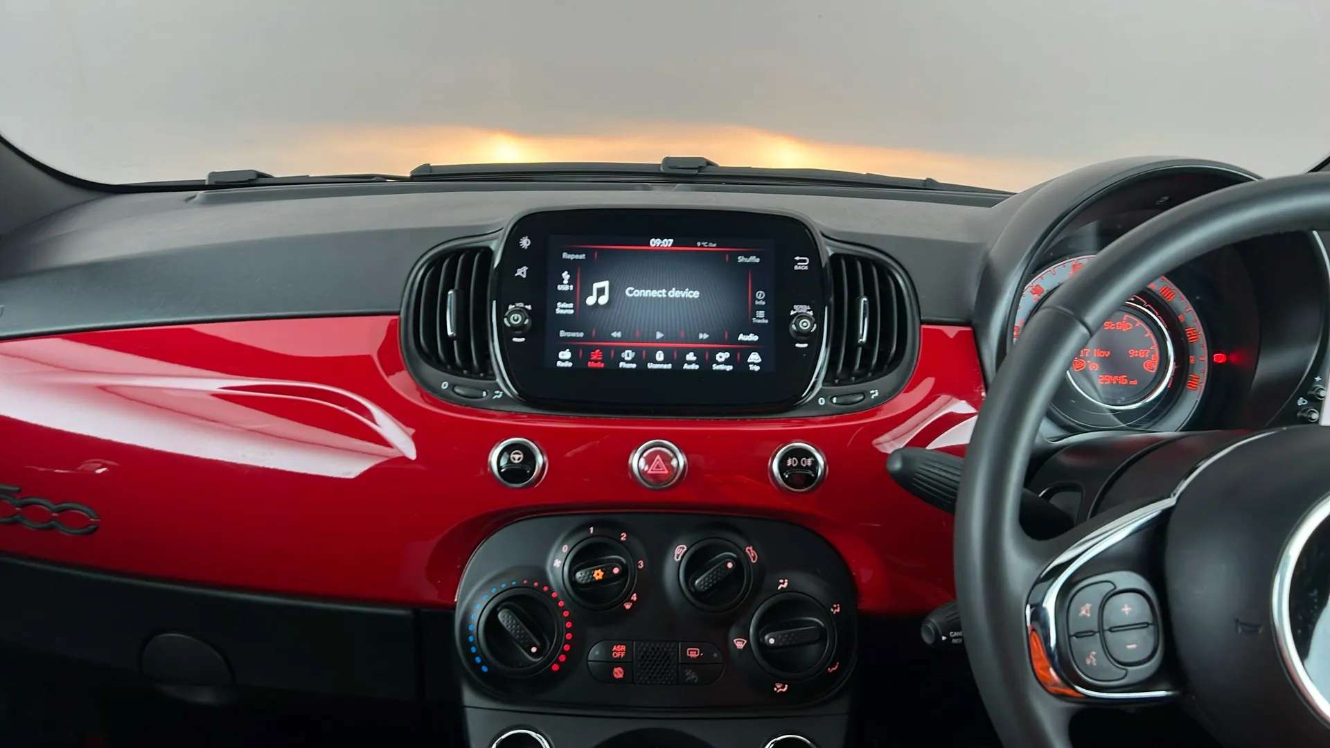 2023 FIAT 500 2023 FIAT 500