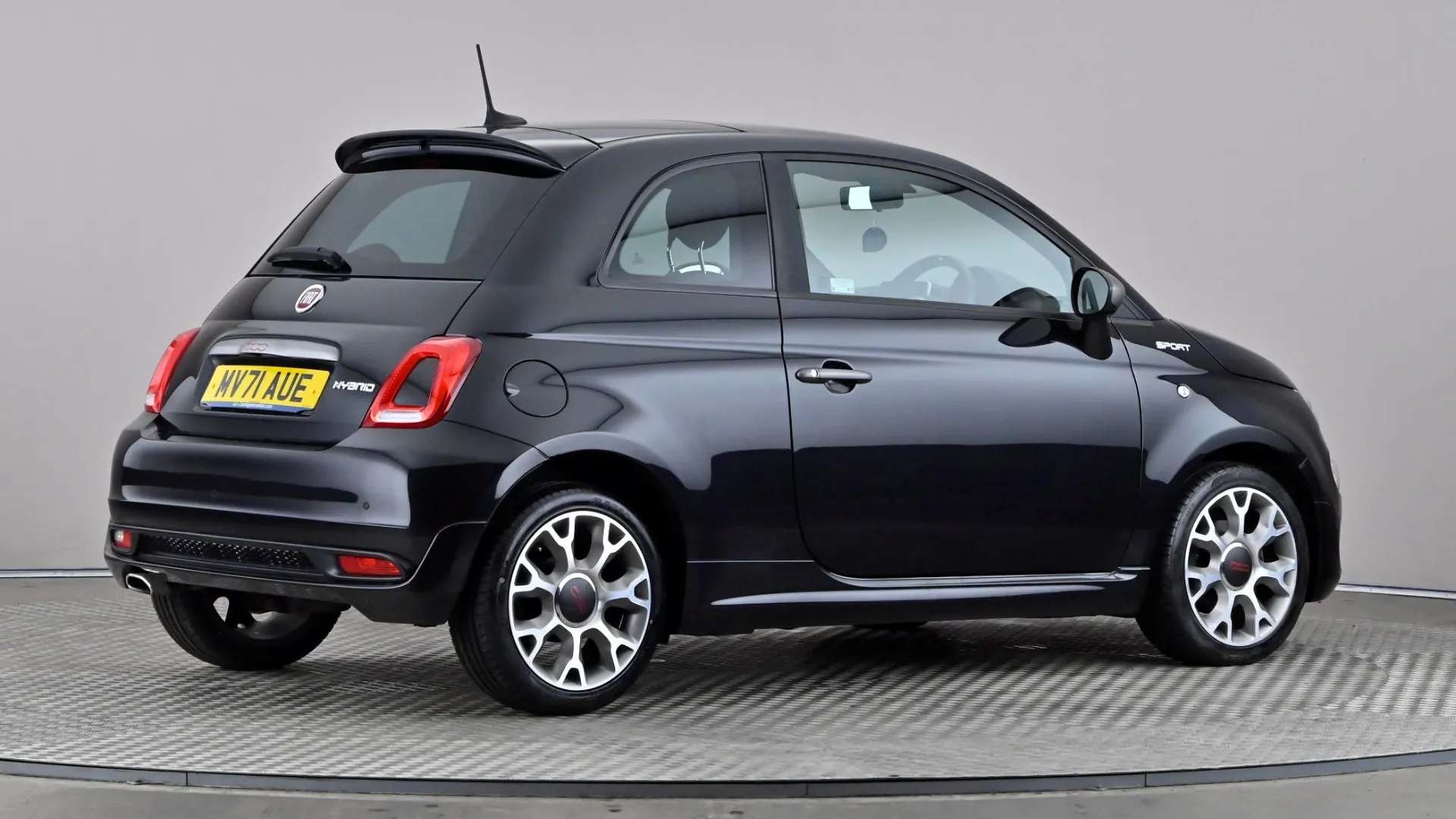 2021 FIAT 500 2021 FIAT 500