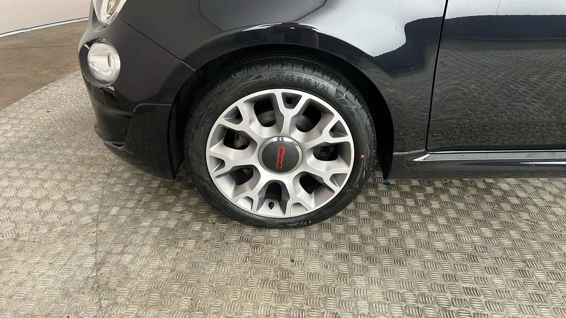 2021 FIAT 500 2021 FIAT 500