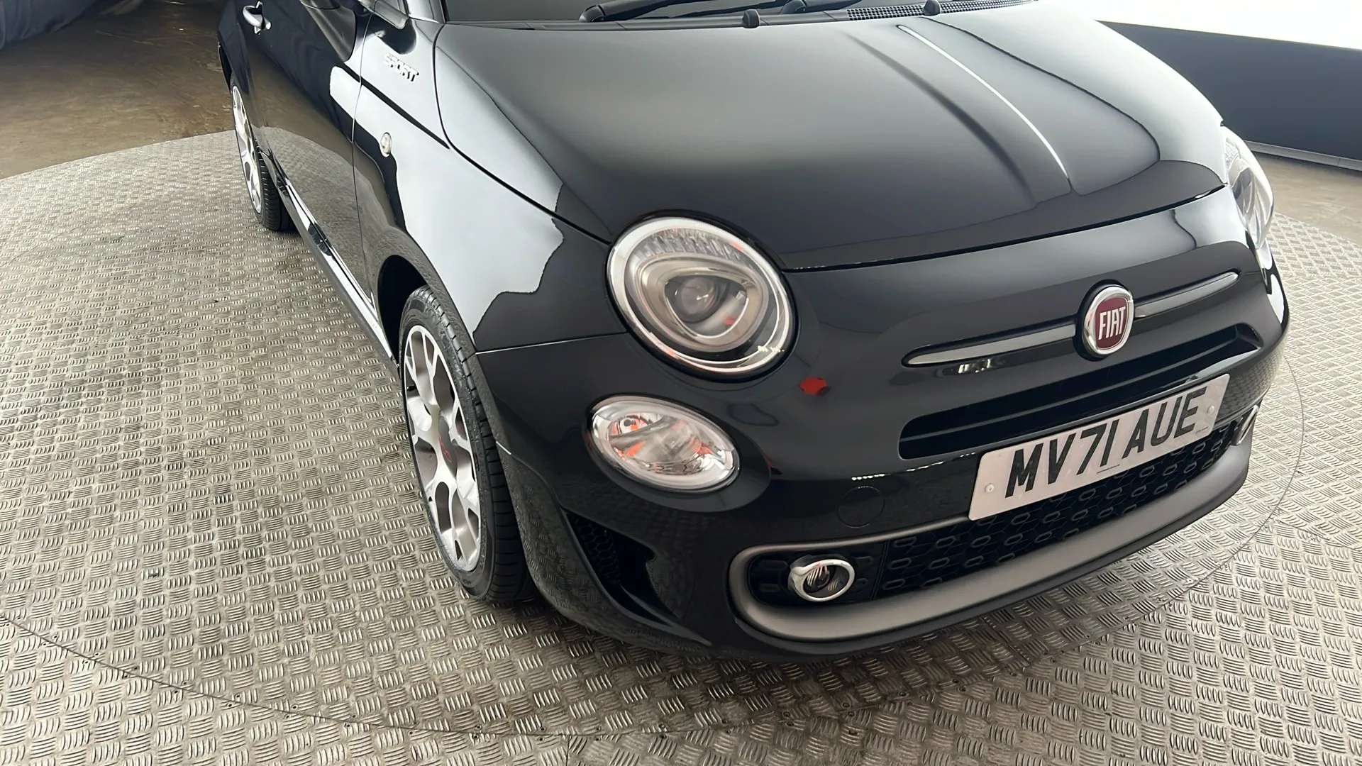 2021 FIAT 500 2021 FIAT 500