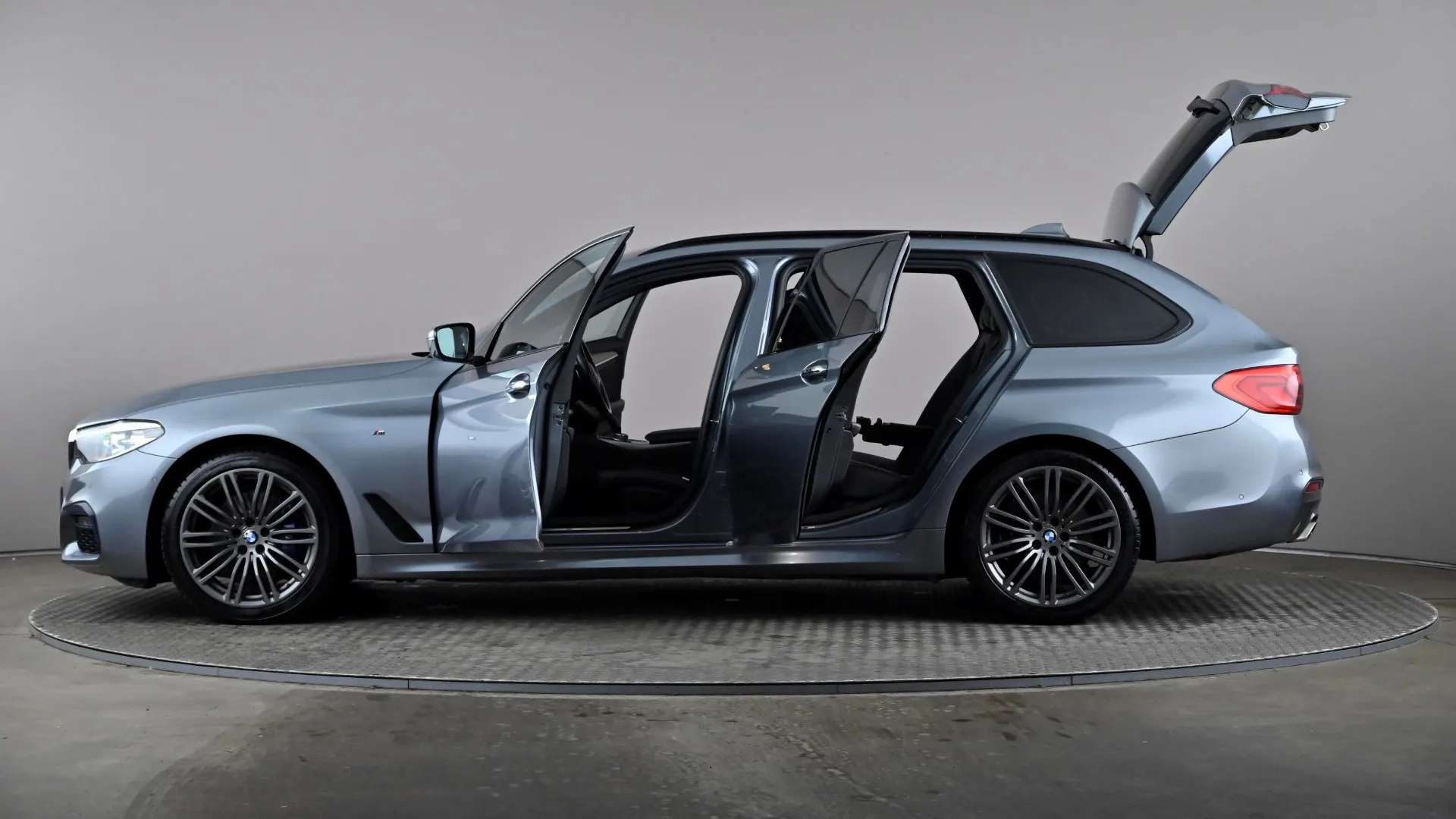 2018 BMW 5 SERIES 2018 BMW 5 SERIES