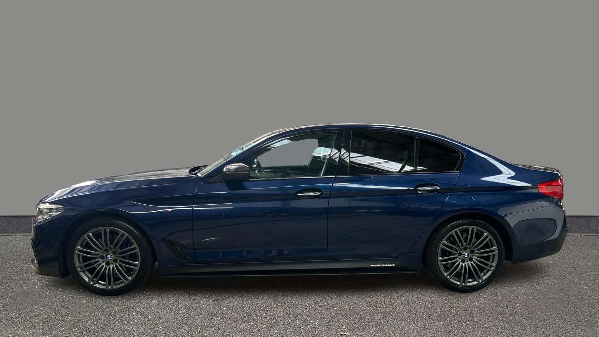 A 2018 BMW 5 SERIES 525d M Sport Auto A 2018 BMW 5 SERIES 525d M Sport Auto