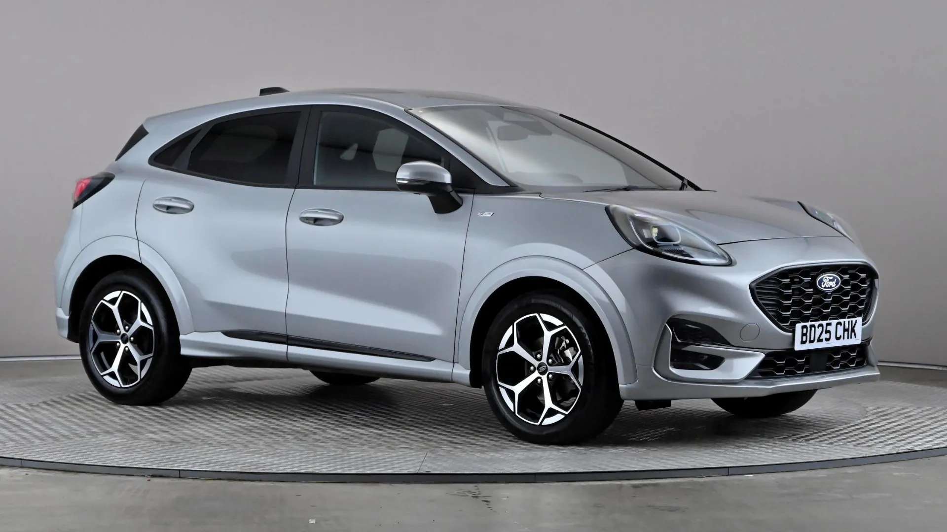 A 2025 FORD PUMA 1.0 EcoBoost Hybrid mHEV ST-Line A 2025 FORD PUMA 1.0 EcoBoost Hybrid mHEV ST-Line