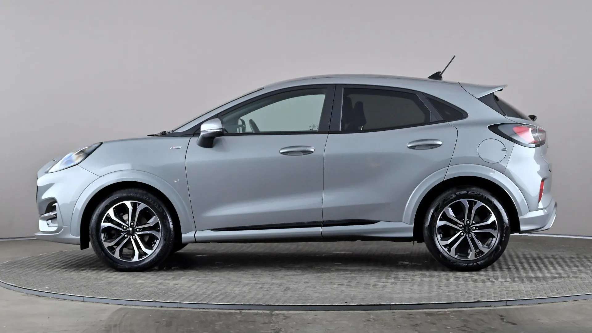 A 2023 FORD PUMA 1.0 EcoBoost Hybrid mHEV ST-Line A 2023 FORD PUMA 1.0 EcoBoost Hybrid mHEV ST-Line