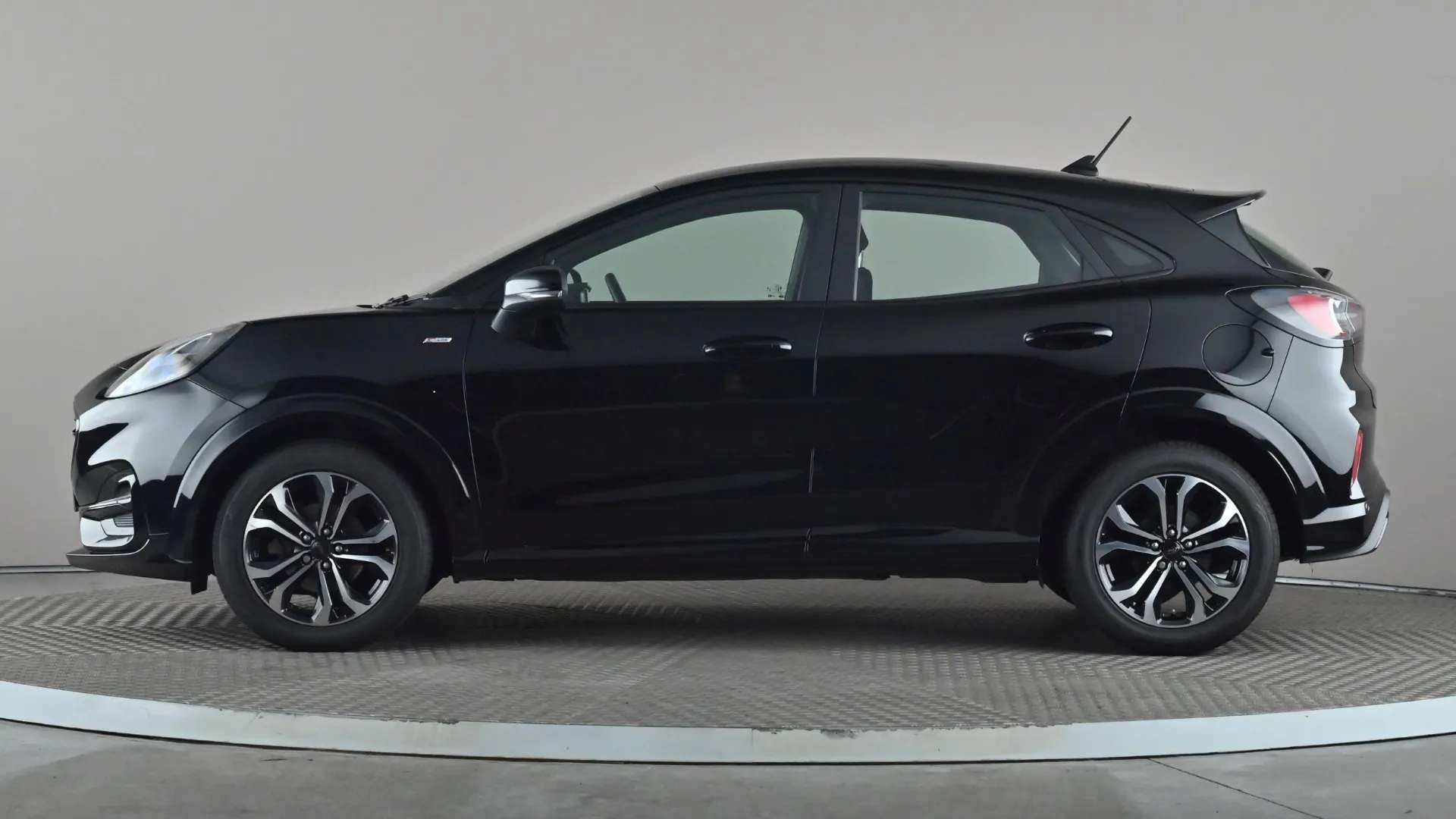 A 2023 FORD PUMA 1.0 EcoBoost Hybrid mHEV ST-Line A 2023 FORD PUMA 1.0 EcoBoost Hybrid mHEV ST-Line