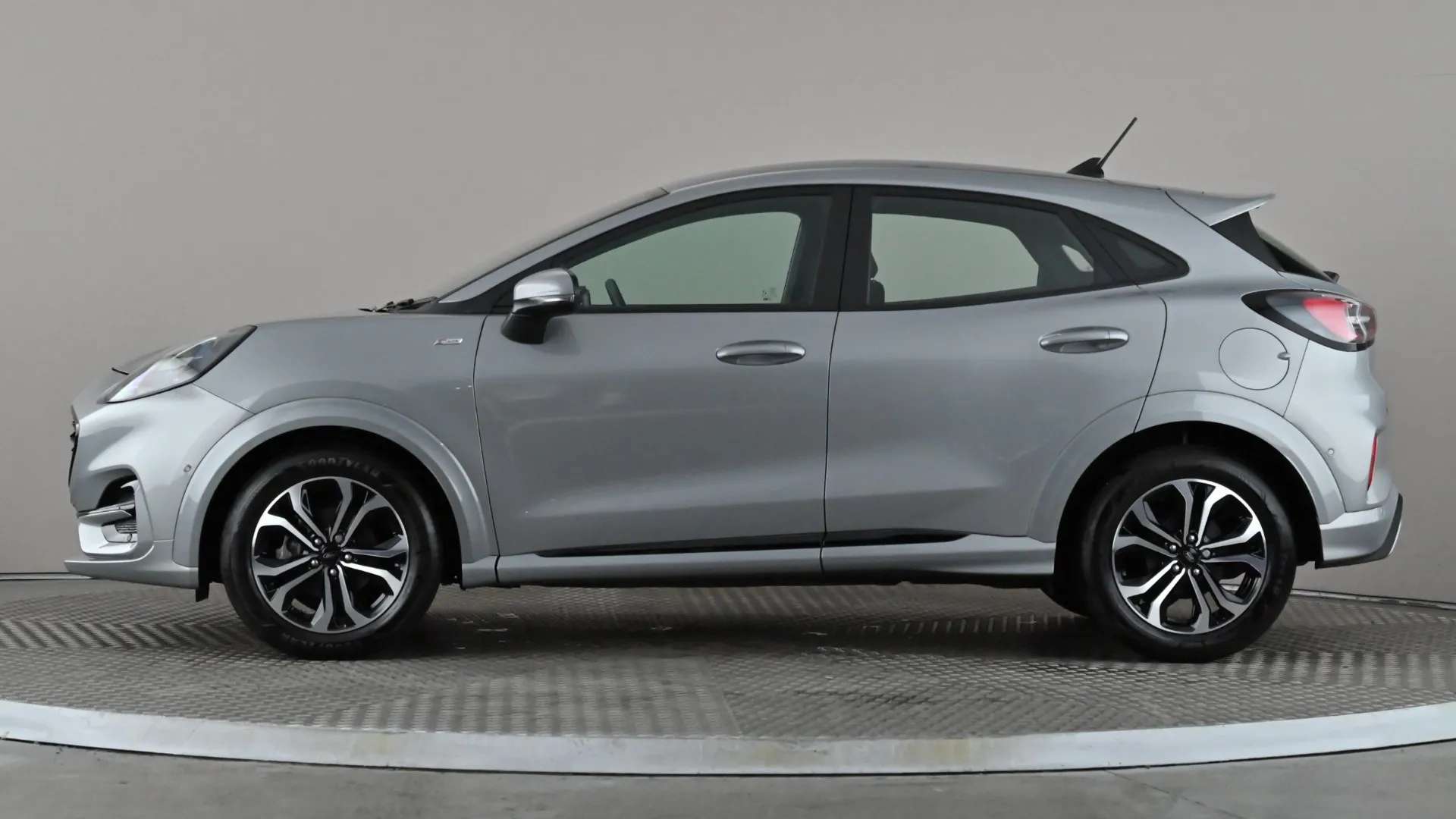 A 2023 FORD PUMA 1.0 EcoBoost Hybrid mHEV ST-Line A 2023 FORD PUMA 1.0 EcoBoost Hybrid mHEV ST-Line