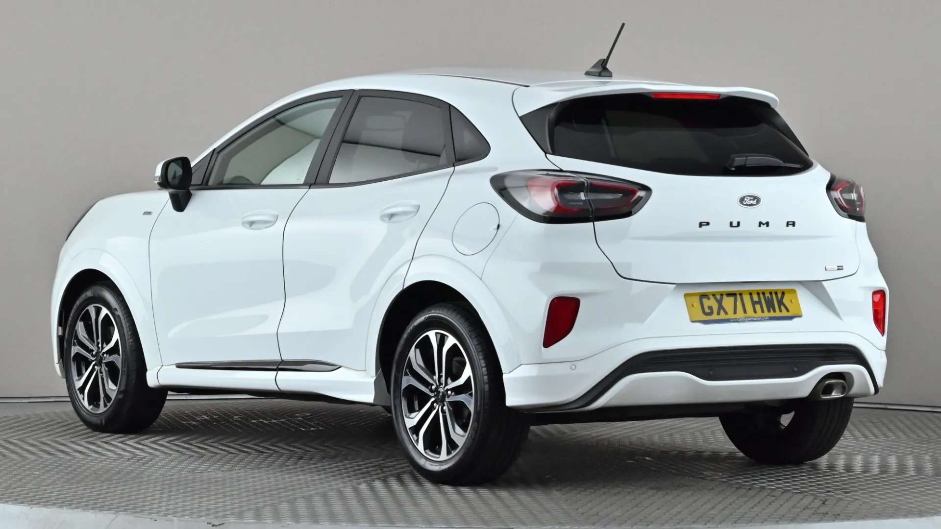 A 2021 FORD PUMA 1.0 EcoBoost Hybrid mHEV ST-Line A 2021 FORD PUMA 1.0 EcoBoost Hybrid mHEV ST-Line