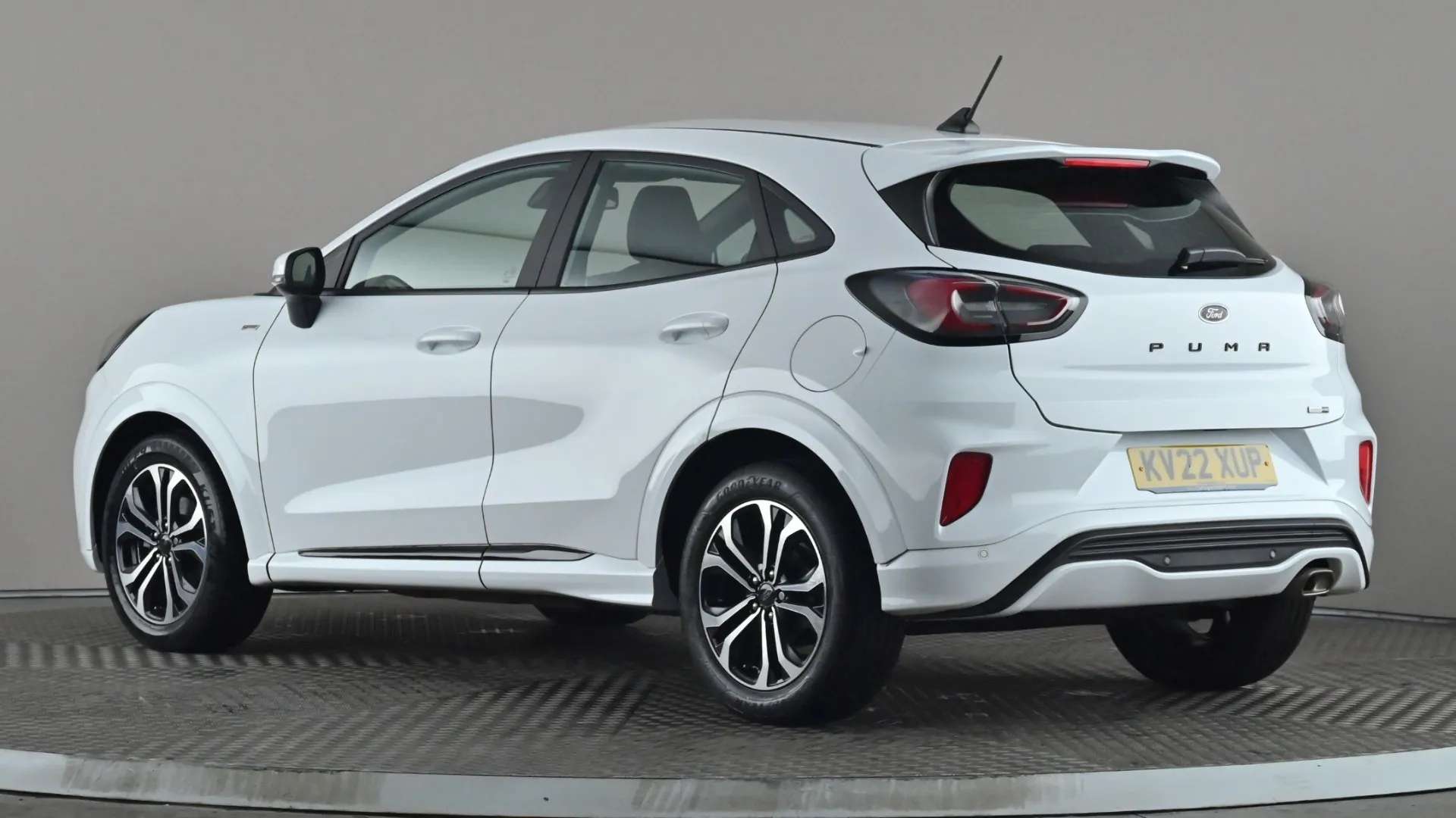 A 2022 FORD PUMA 1.0 EcoBoost Hybrid mHEV ST-Line A 2022 FORD PUMA 1.0 EcoBoost Hybrid mHEV ST-Line