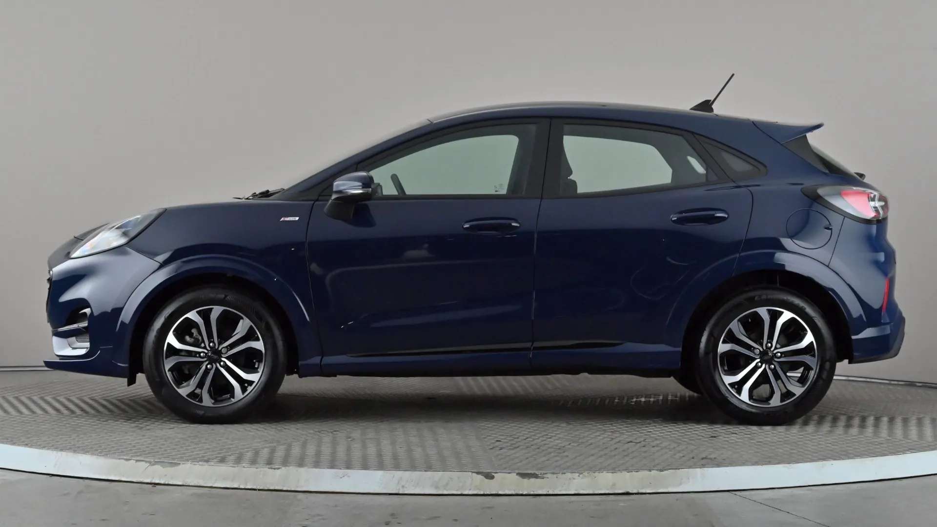 A 2023 FORD PUMA 1.0 EcoBoost Hybrid mHEV ST-Line A 2023 FORD PUMA 1.0 EcoBoost Hybrid mHEV ST-Line