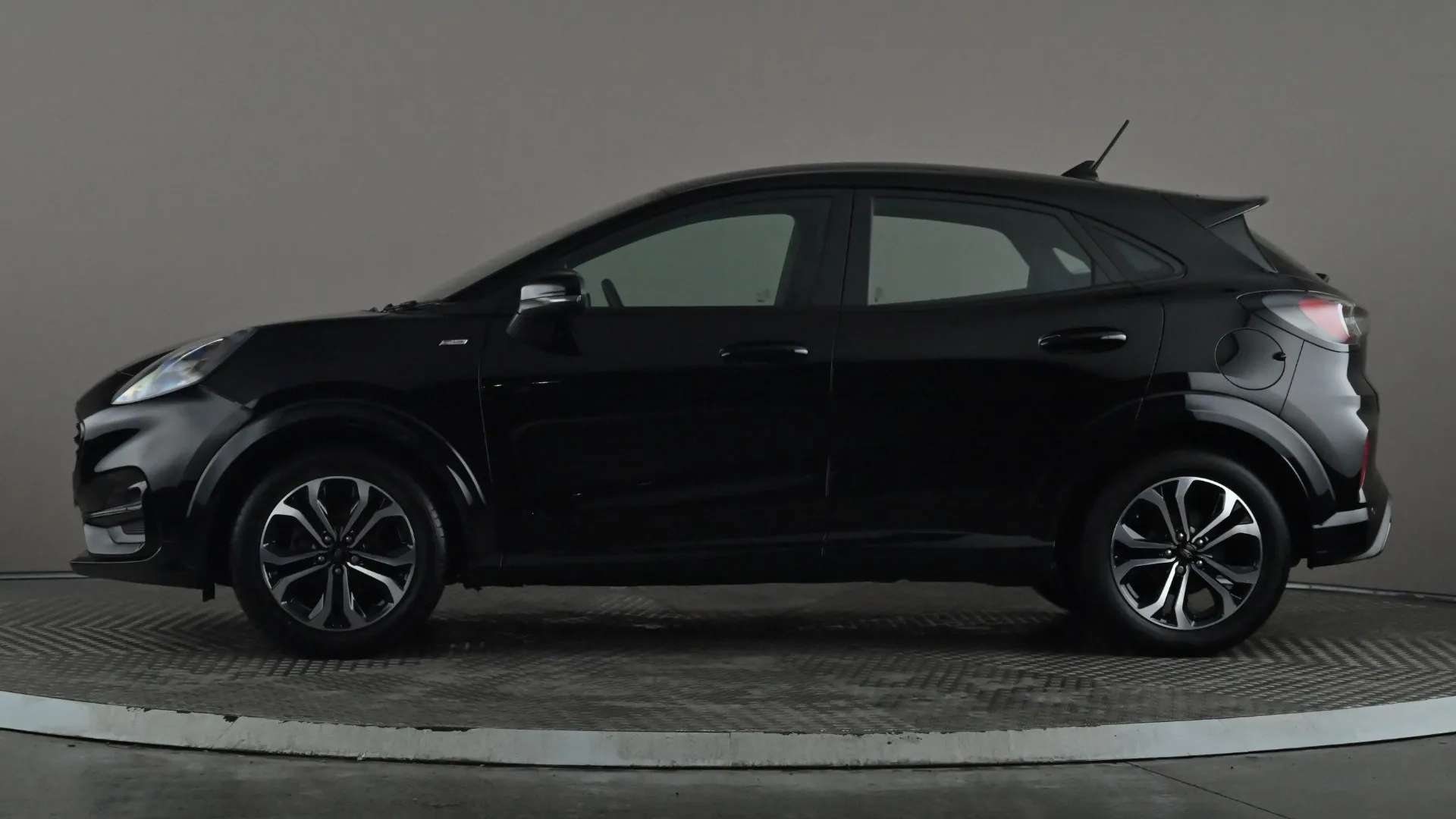 A 2024 FORD PUMA 1.0 EcoBoost Hybrid mHEV ST-Line A 2024 FORD PUMA 1.0 EcoBoost Hybrid mHEV ST-Line