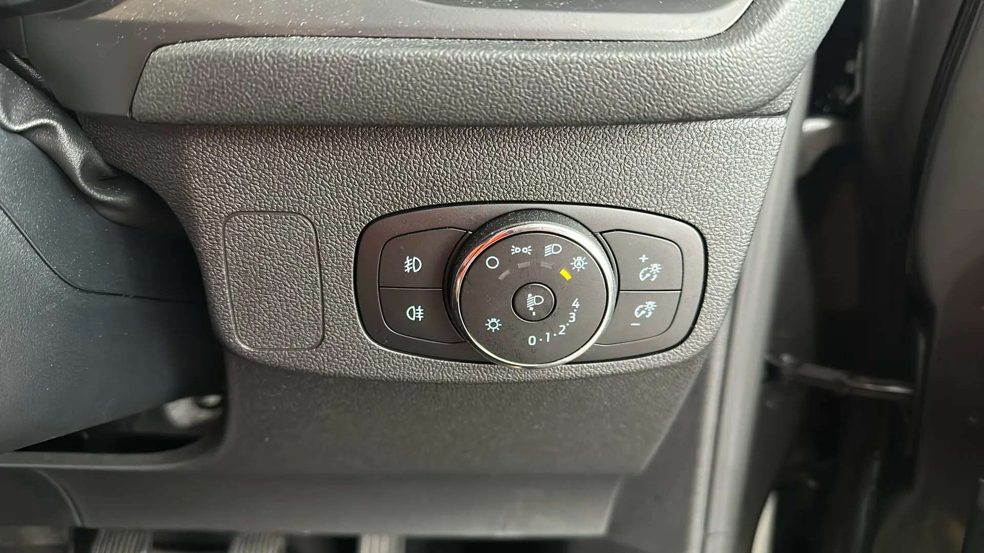 2024 FORD FOCUS 2024 FORD FOCUS