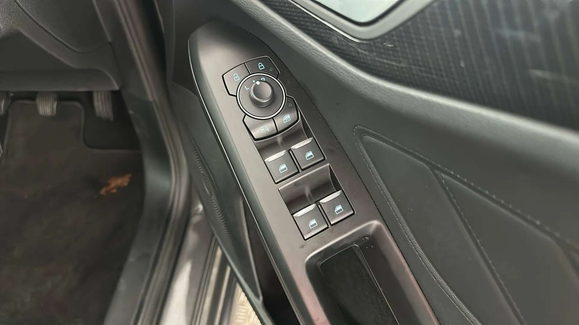 2024 FORD FOCUS 2024 FORD FOCUS