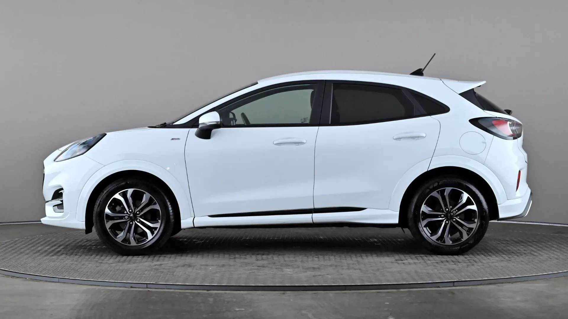 A 2023 FORD PUMA 1.0 EcoBoost Hybrid mHEV ST-Line A 2023 FORD PUMA 1.0 EcoBoost Hybrid mHEV ST-Line