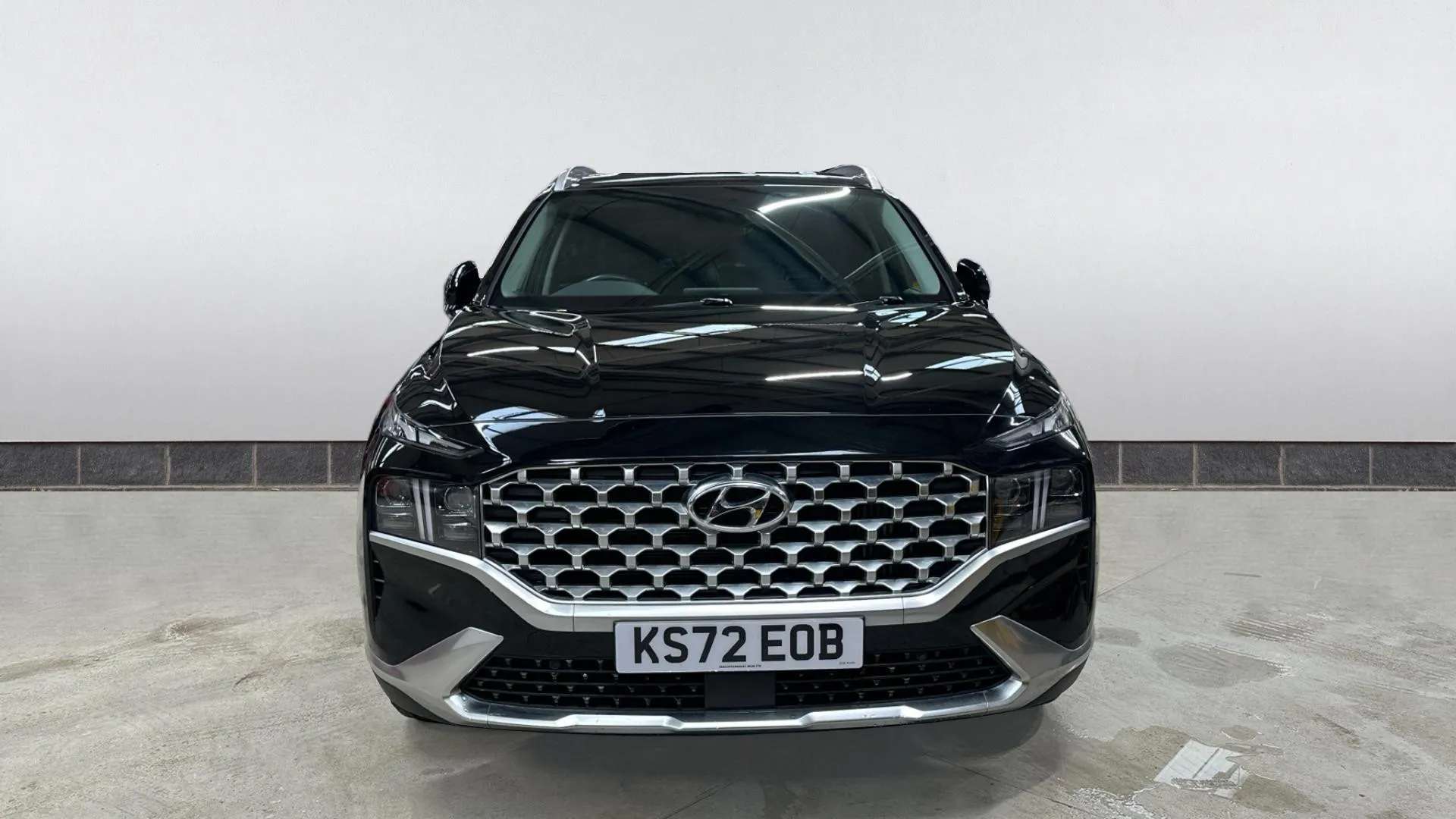 A 2022 HYUNDAI SANTA FE 1.6 TGDi Hybrid Premium Auto A 2022 HYUNDAI SANTA FE 1.6 TGDi Hybrid Premium Auto