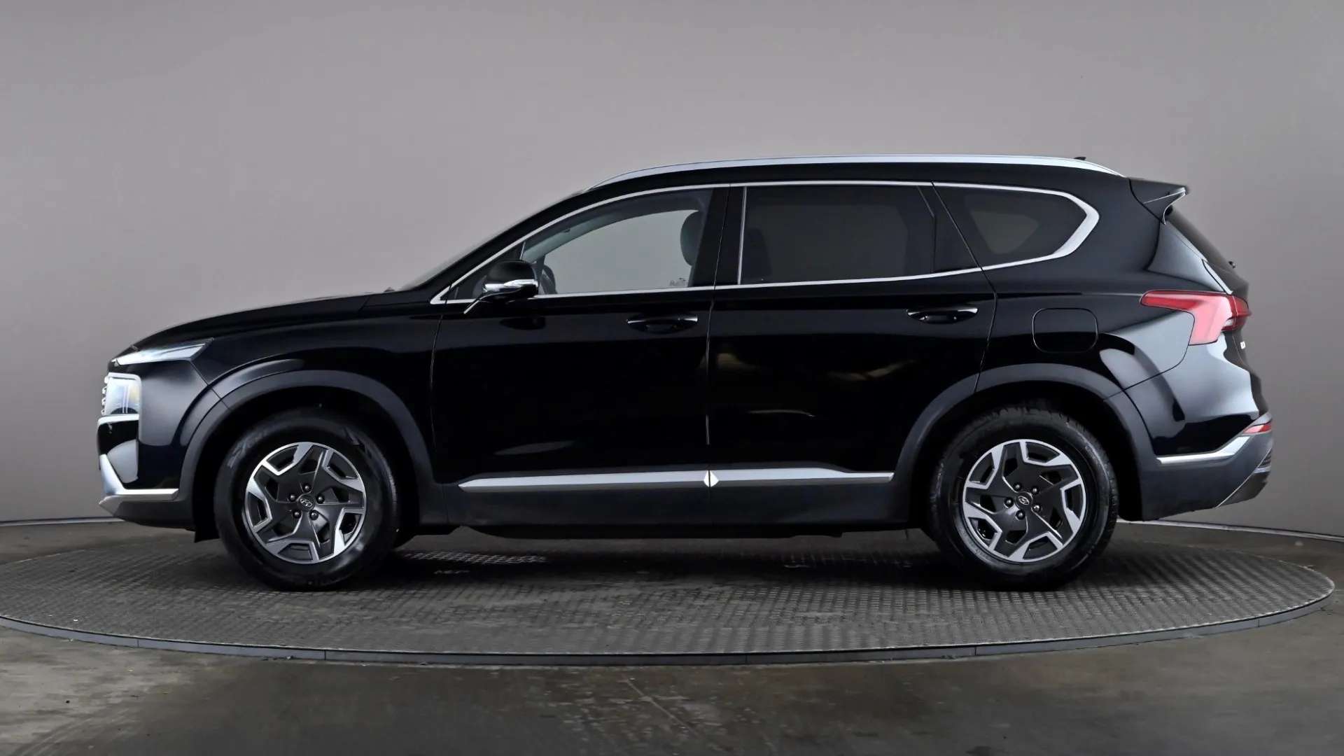 A 2022 HYUNDAI SANTA FE 1.6 TGDi Hybrid Premium Auto A 2022 HYUNDAI SANTA FE 1.6 TGDi Hybrid Premium Auto