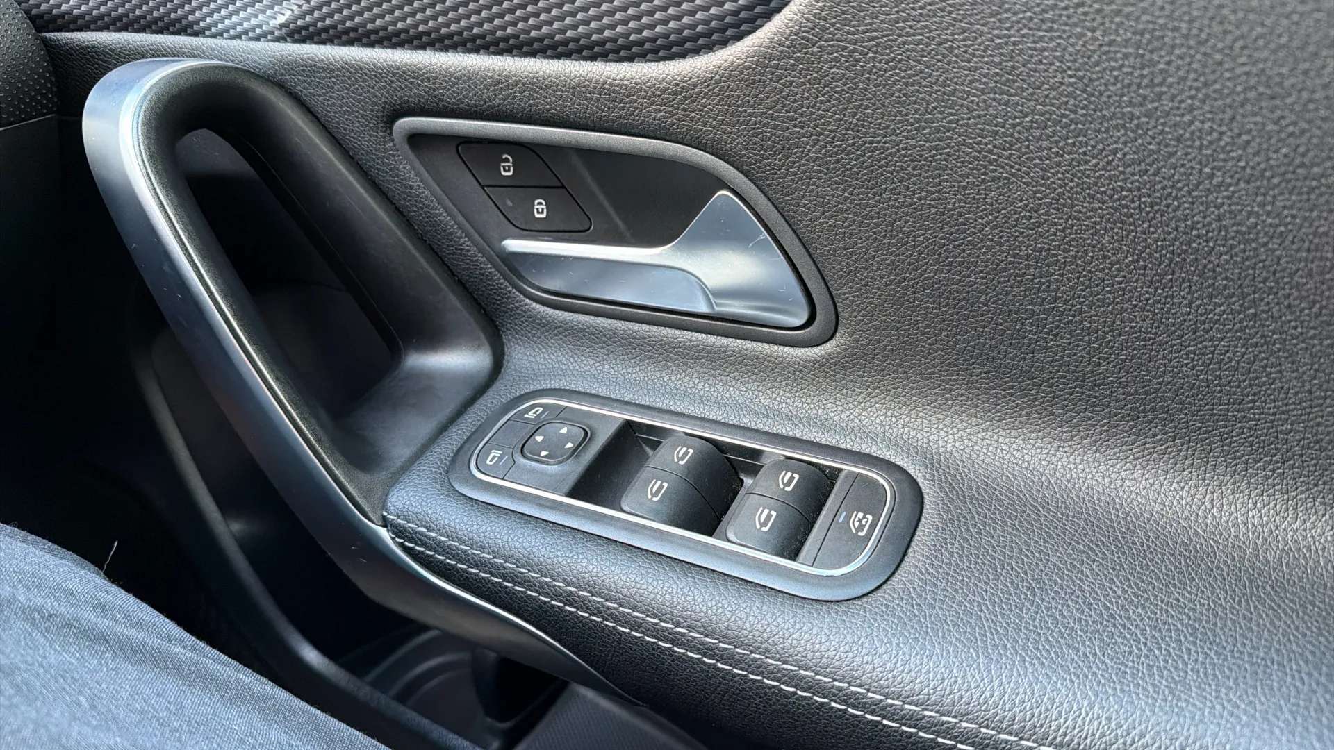 2018 MERCEDES-BENZ A CLASS 2018 MERCEDES-BENZ A CLASS