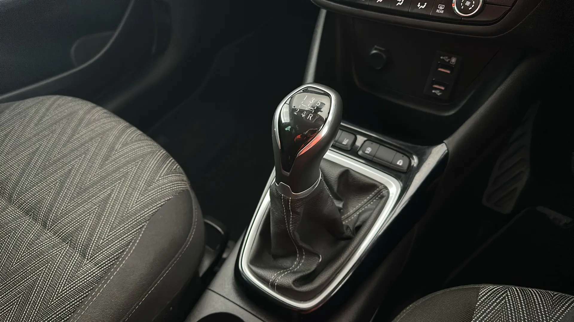 2020 VAUXHALL CROSSLAND X 2020 VAUXHALL CROSSLAND X