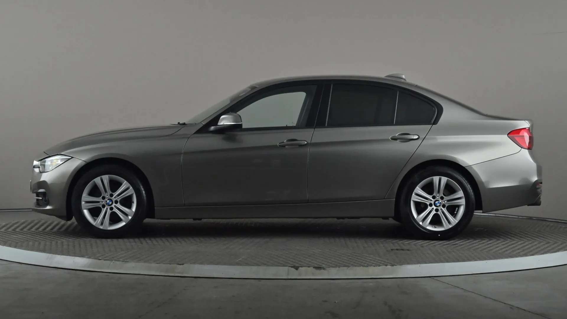 A 2016 BMW 3 SERIES 320d xDrive Sport A 2016 BMW 3 SERIES 320d xDrive Sport