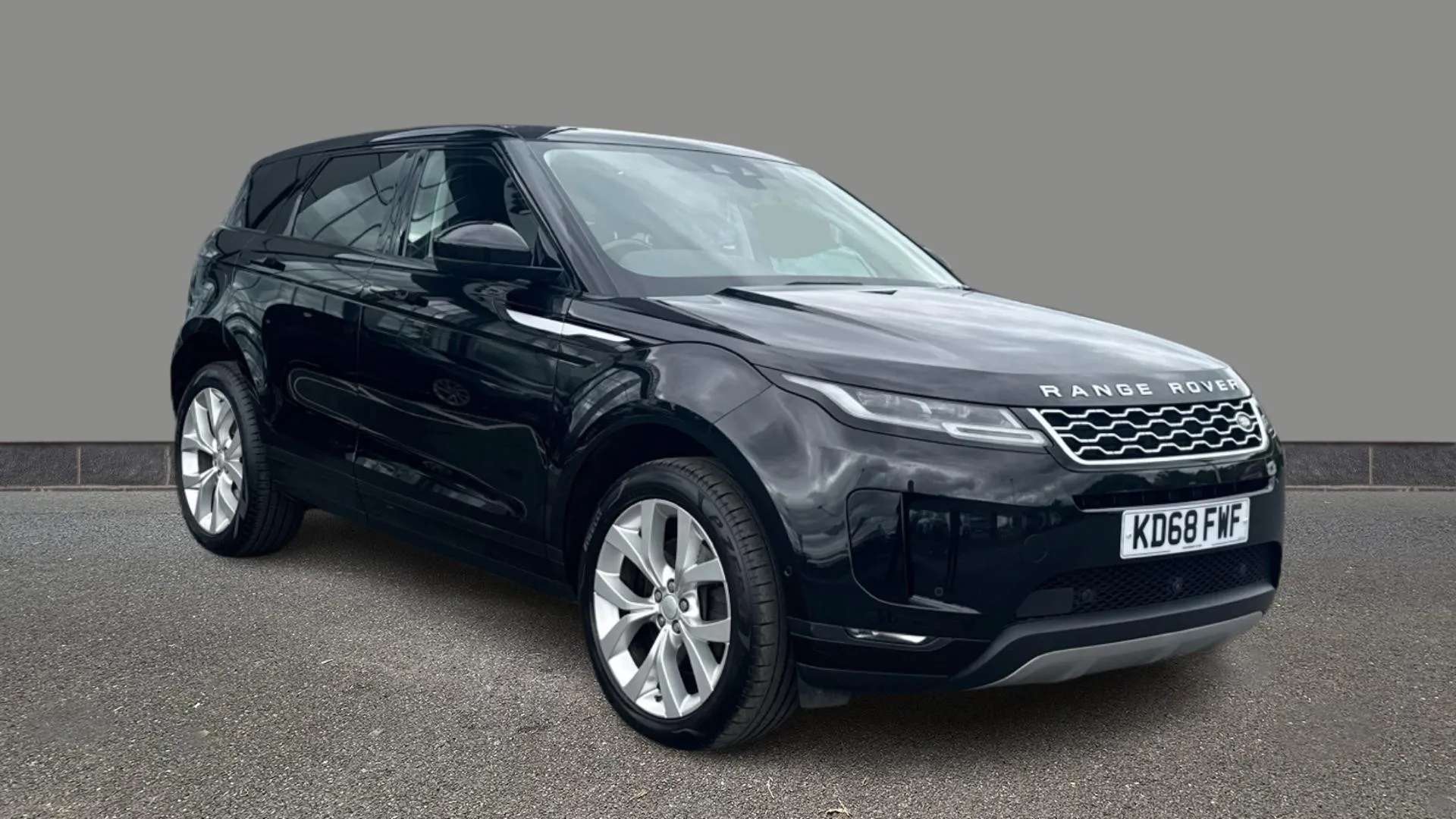 A 2019 LAND ROVER RANGE ROVER EVOQUE 2.0 D180 SE Auto A 2019 LAND ROVER RANGE ROVER EVOQUE 2.0 D180 SE Auto