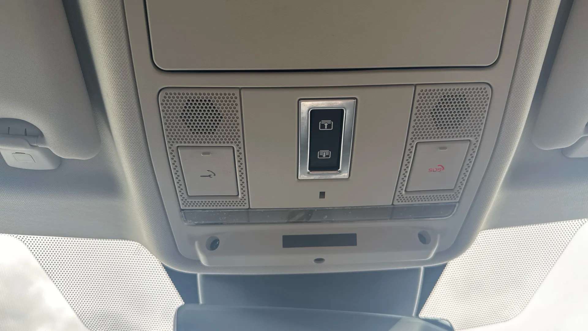 2019 LAND ROVER RANGE ROVER EVOQUE 2019 LAND ROVER RANGE ROVER EVOQUE