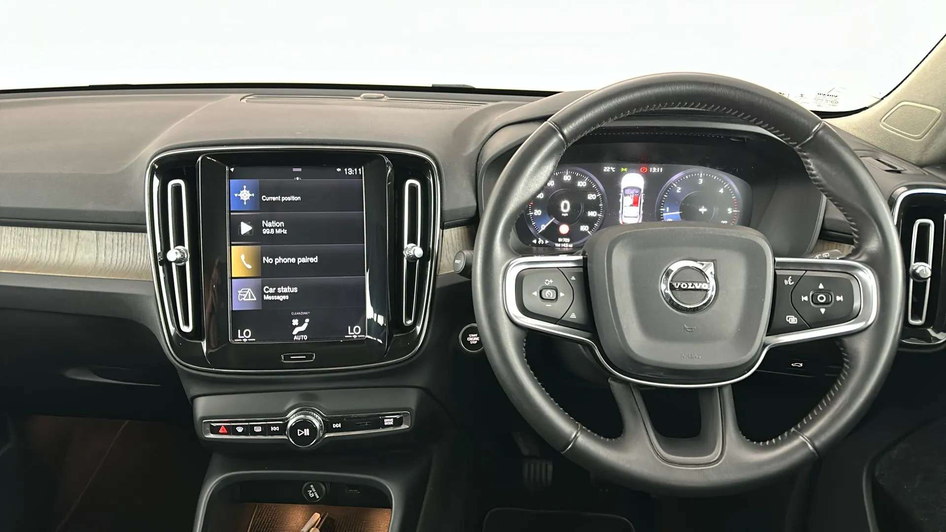2019 VOLVO XC40 2019 VOLVO XC40