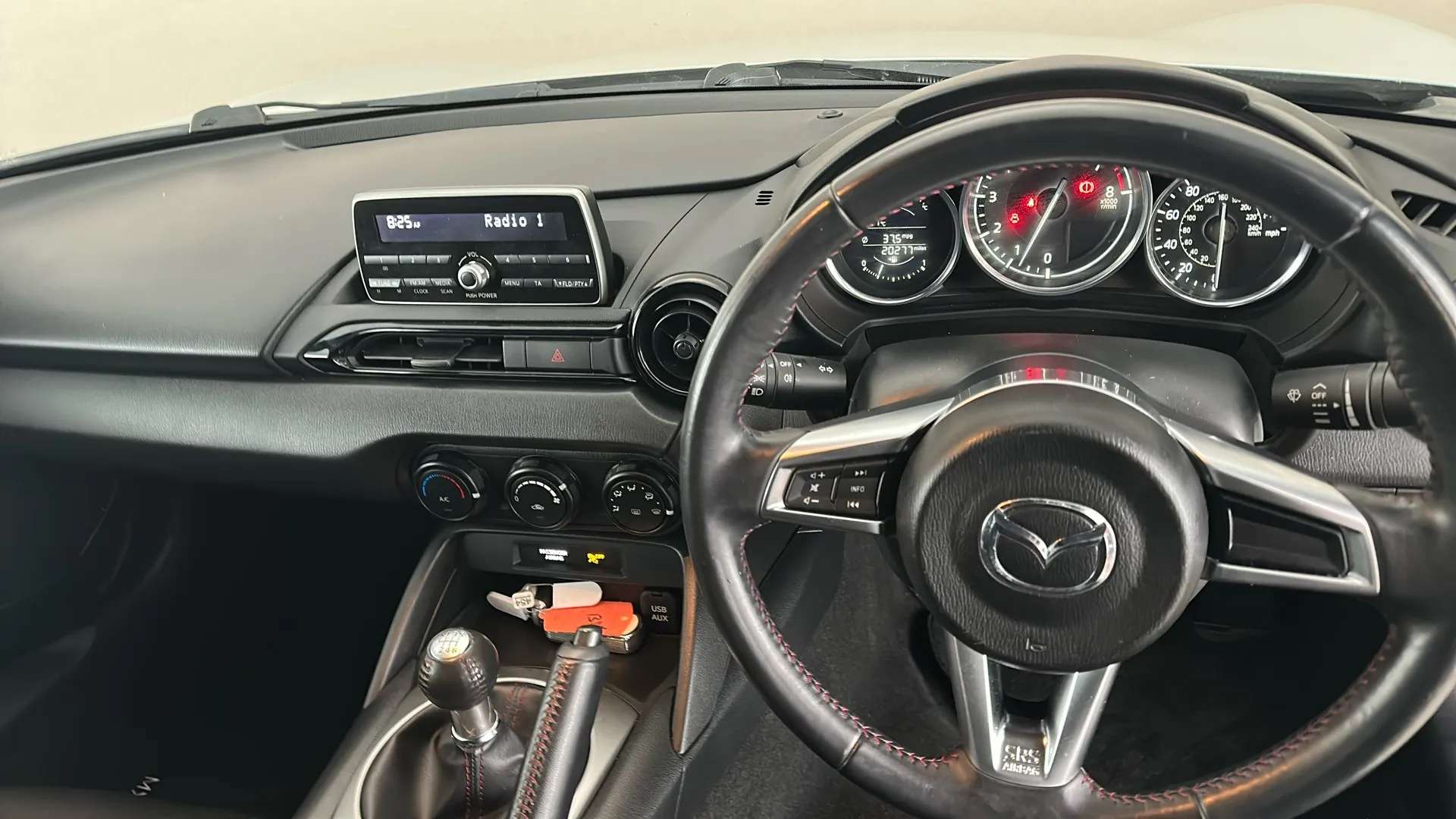 2018 MAZDA MX-5 2018 MAZDA MX-5