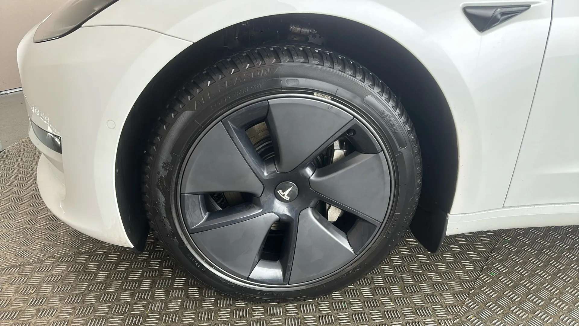 2021 TESLA MODEL 3 2021 TESLA MODEL 3