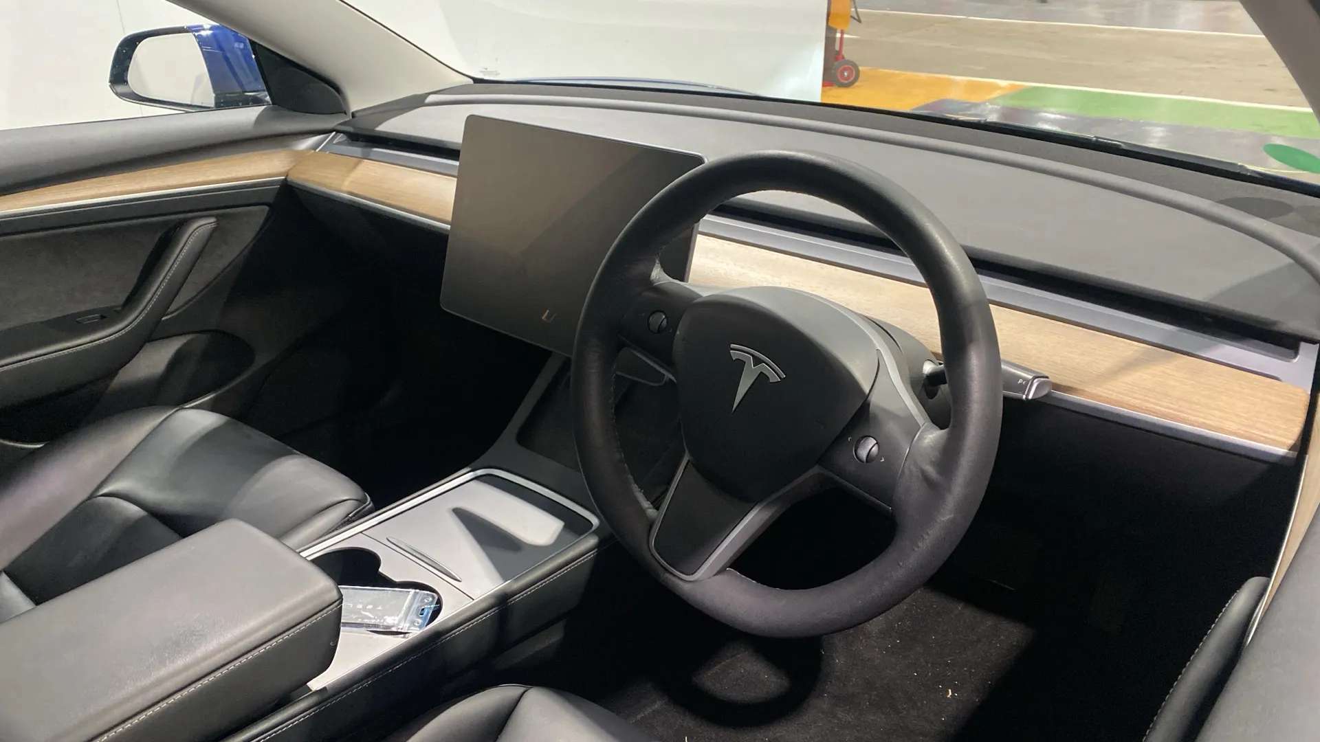 A 2021 TESLA MODEL 3 Standard Plus Auto A 2021 TESLA MODEL 3 Standard Plus Auto