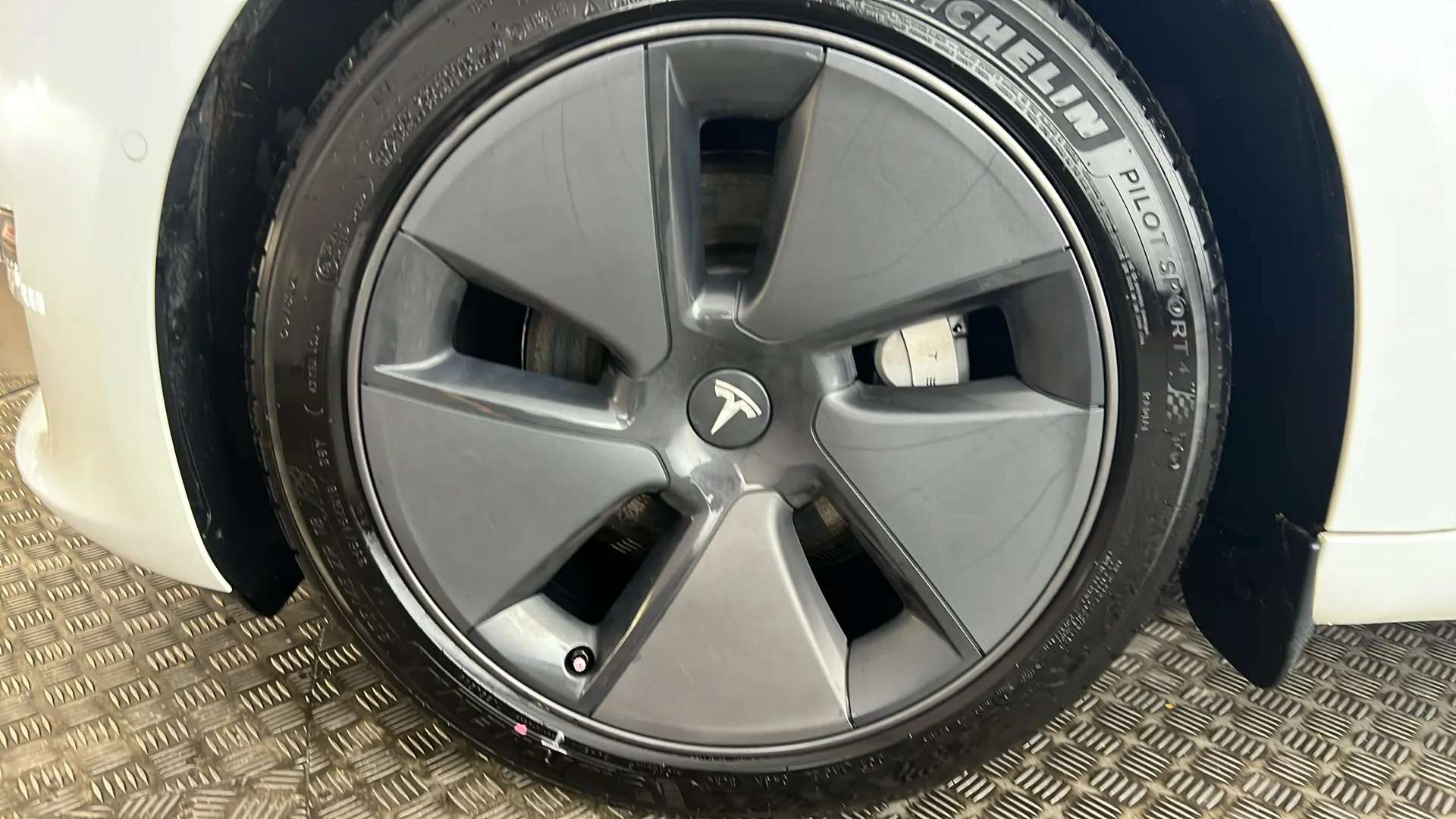 2020 TESLA MODEL 3 2020 TESLA MODEL 3