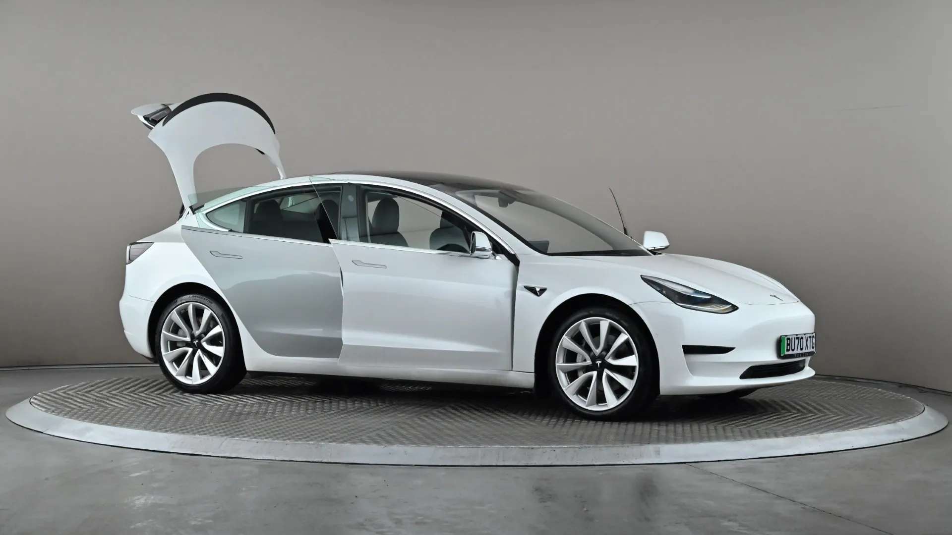 2020 TESLA MODEL 3 2020 TESLA MODEL 3
