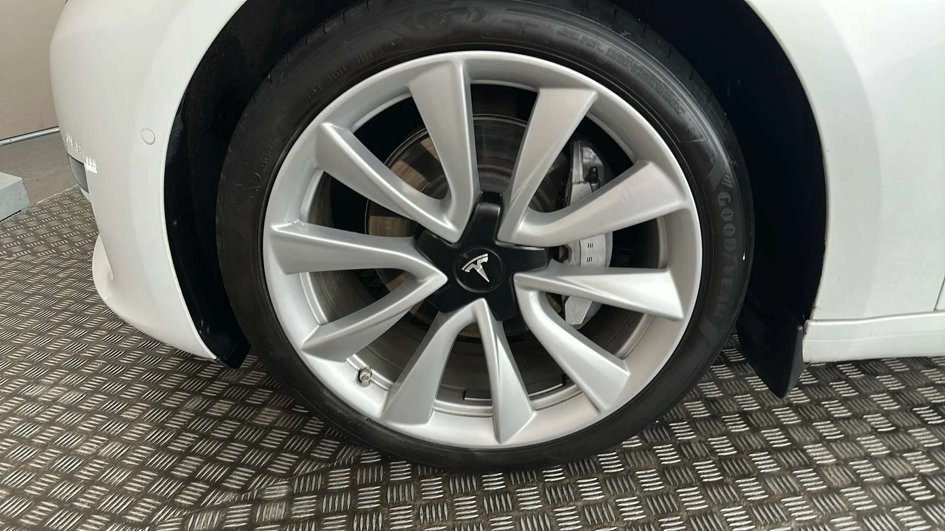 2020 TESLA MODEL 3 2020 TESLA MODEL 3