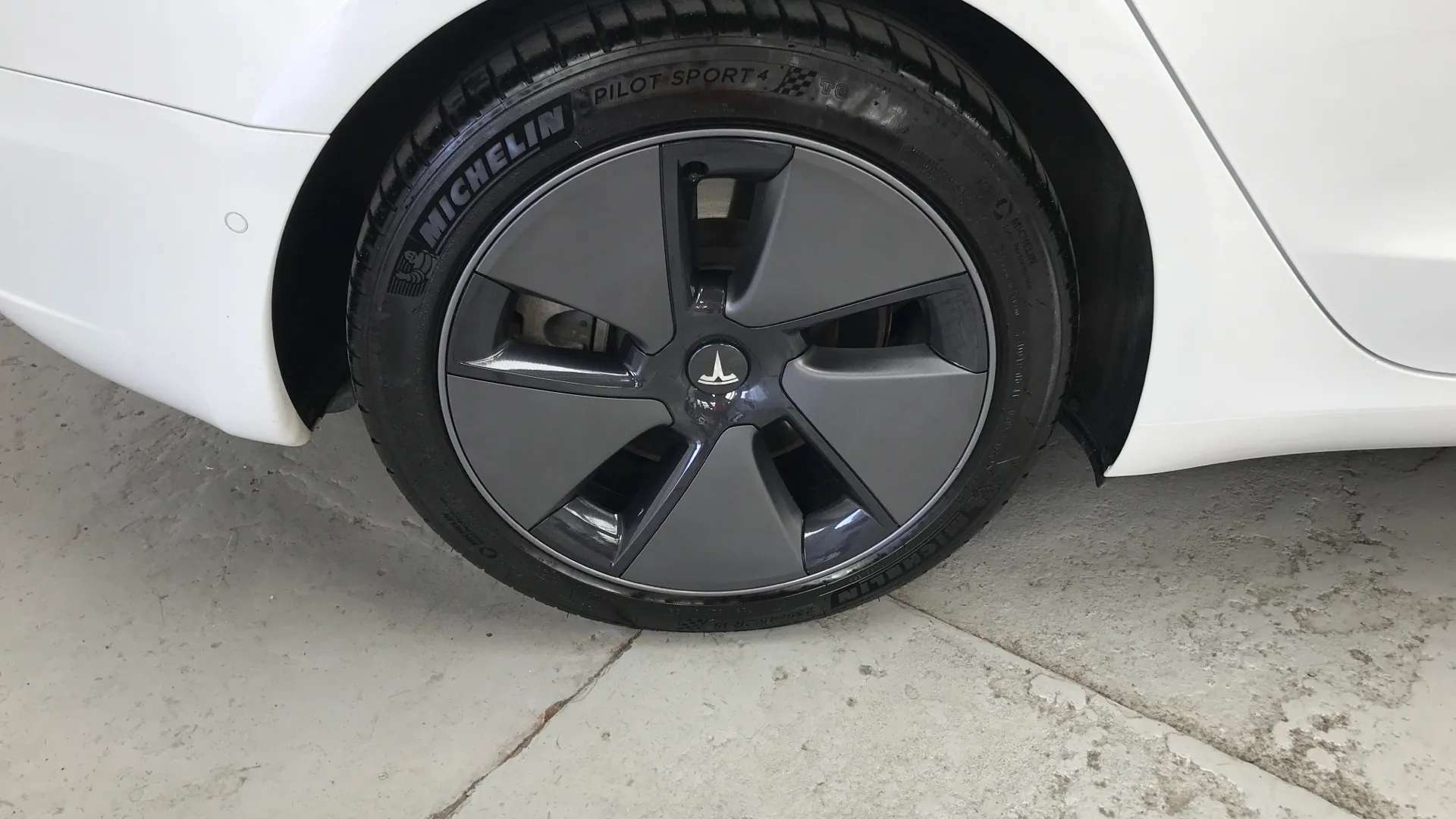 2022 TESLA MODEL 3 2022 TESLA MODEL 3