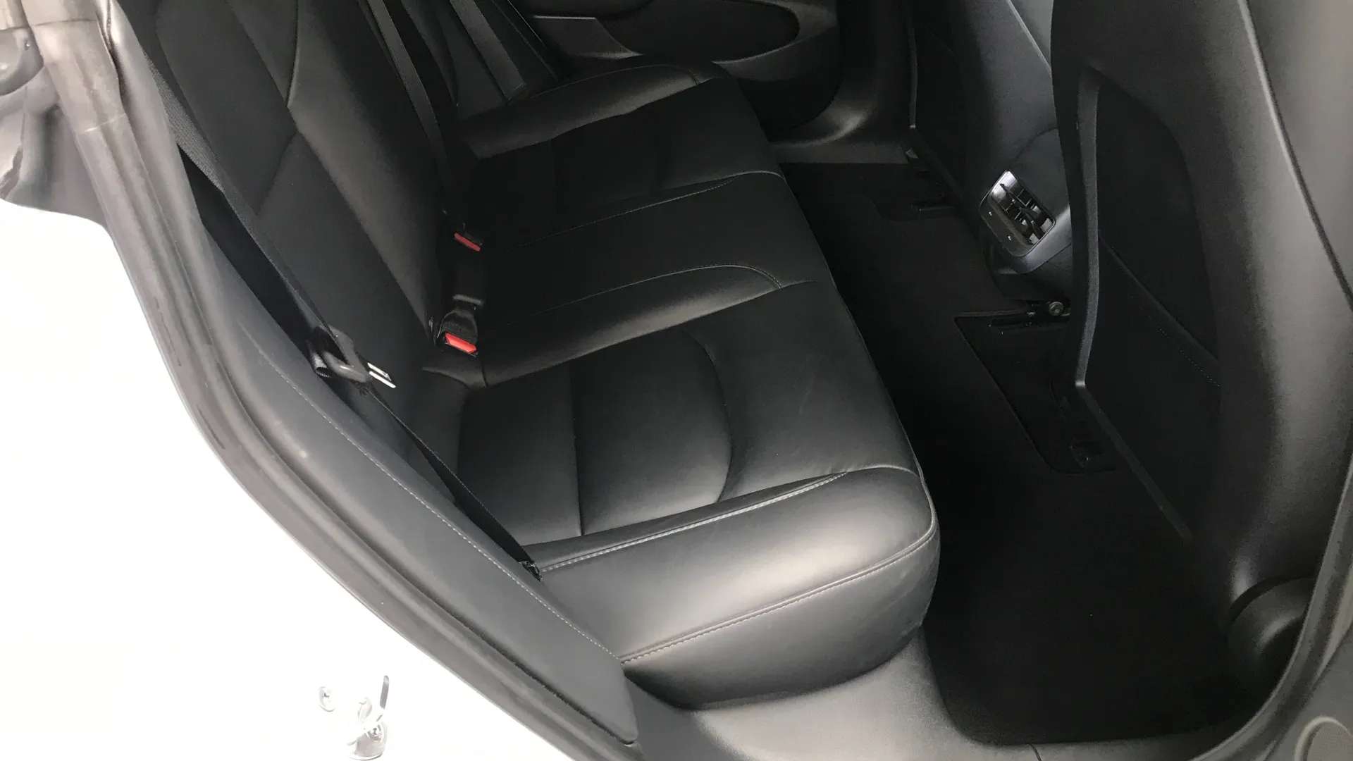 2022 TESLA MODEL 3 2022 TESLA MODEL 3