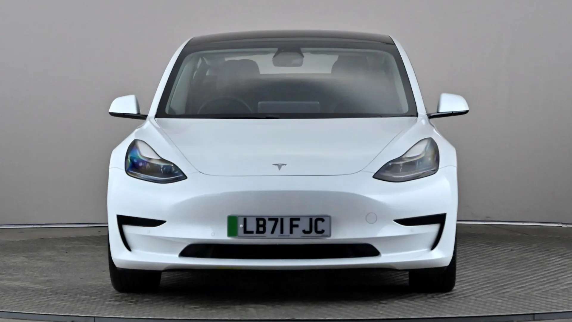 A 2021 TESLA MODEL 3 Standard Plus Auto A 2021 TESLA MODEL 3 Standard Plus Auto