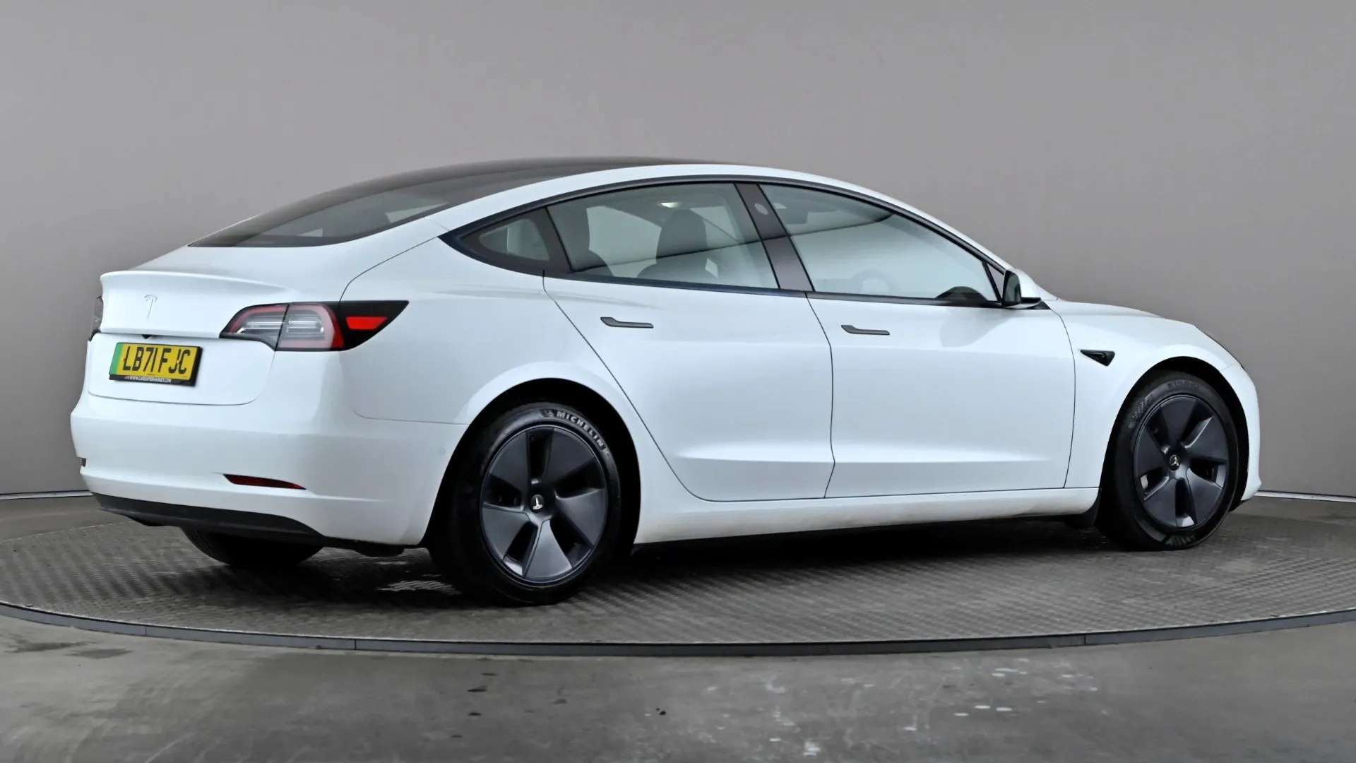 2021 TESLA MODEL 3 2021 TESLA MODEL 3